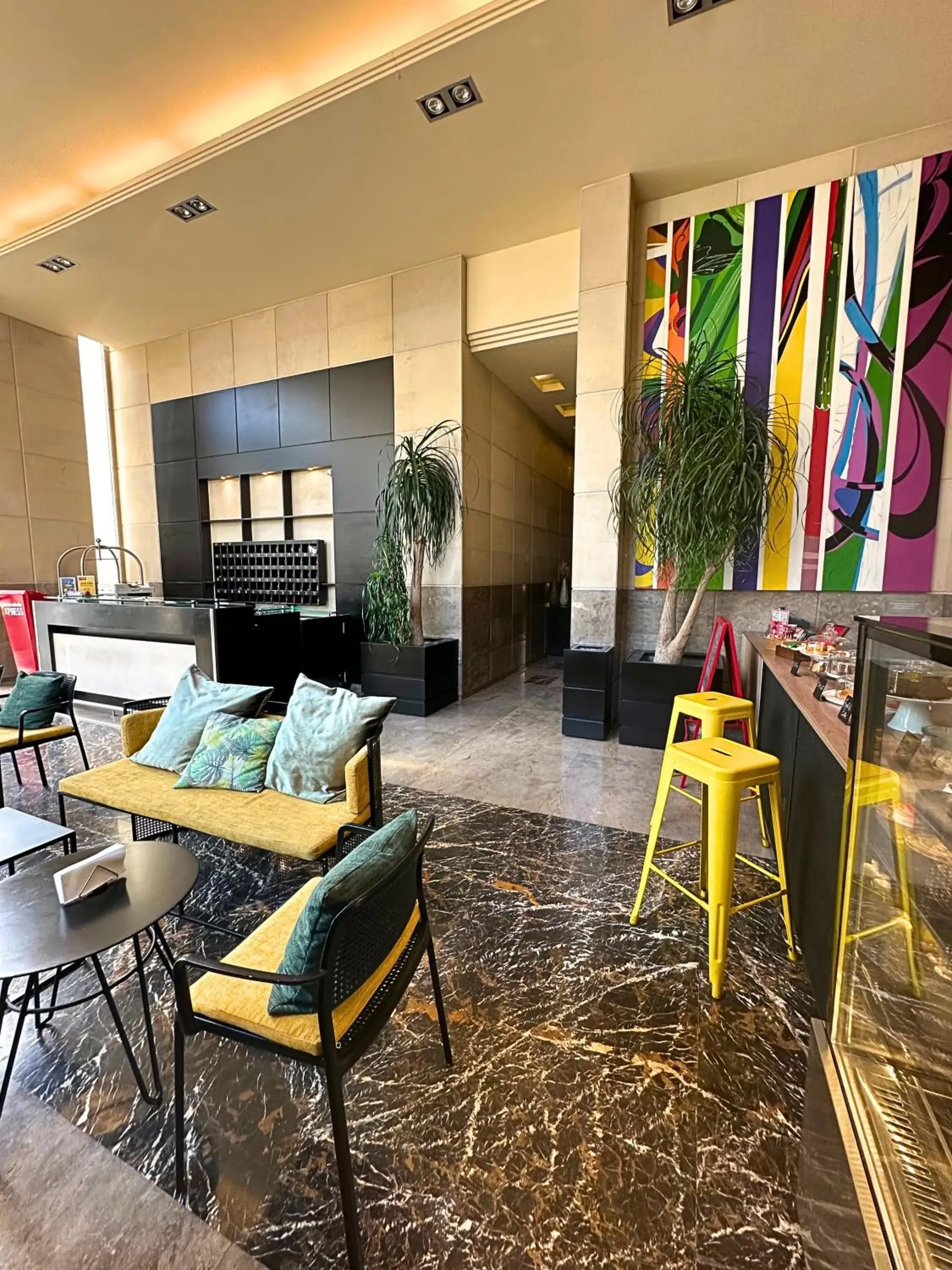 Property building in The Smallville Xpress Property building in The Smallville Xpress