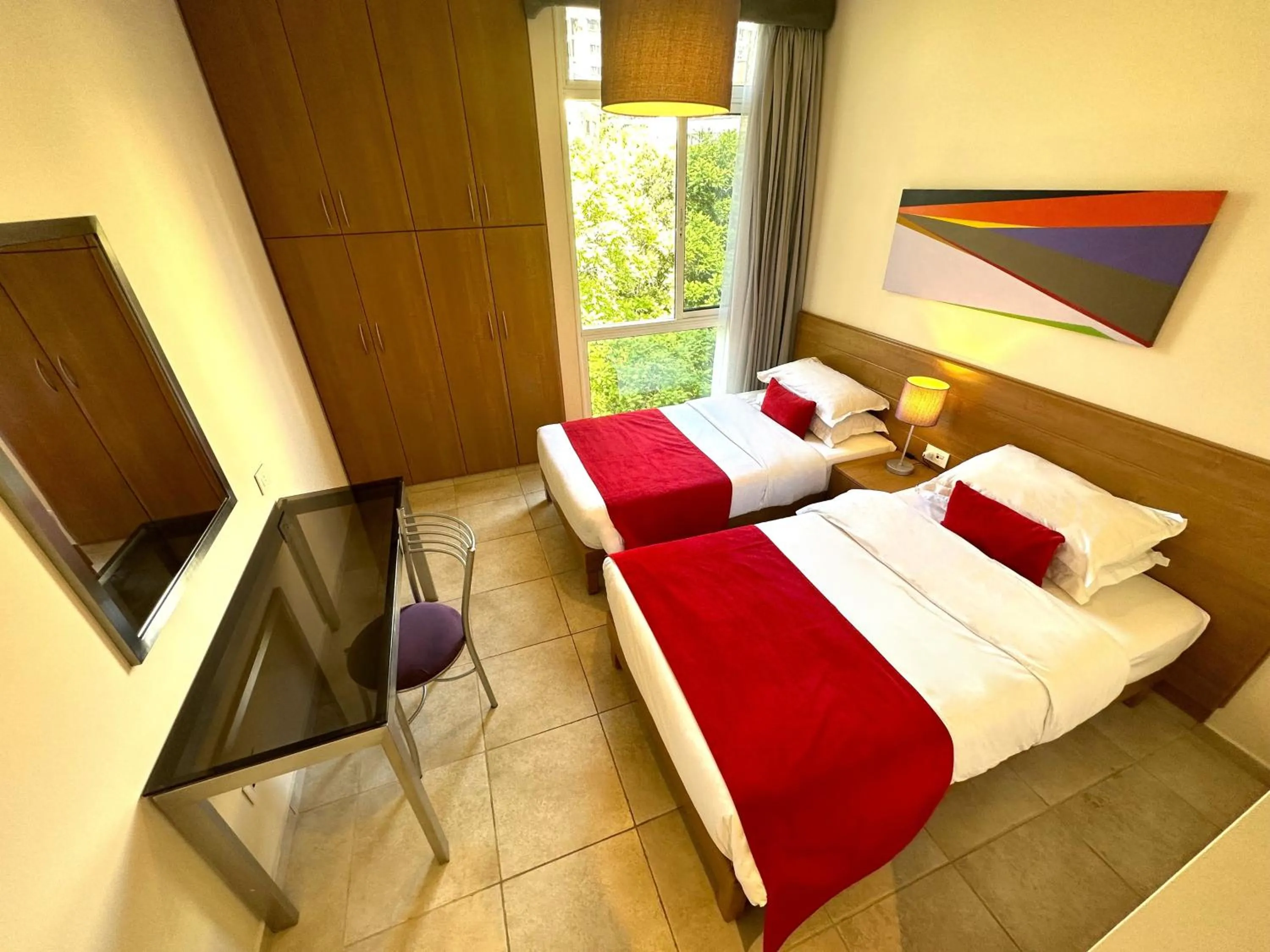 Bedroom, Bed in The Smallville Xpress