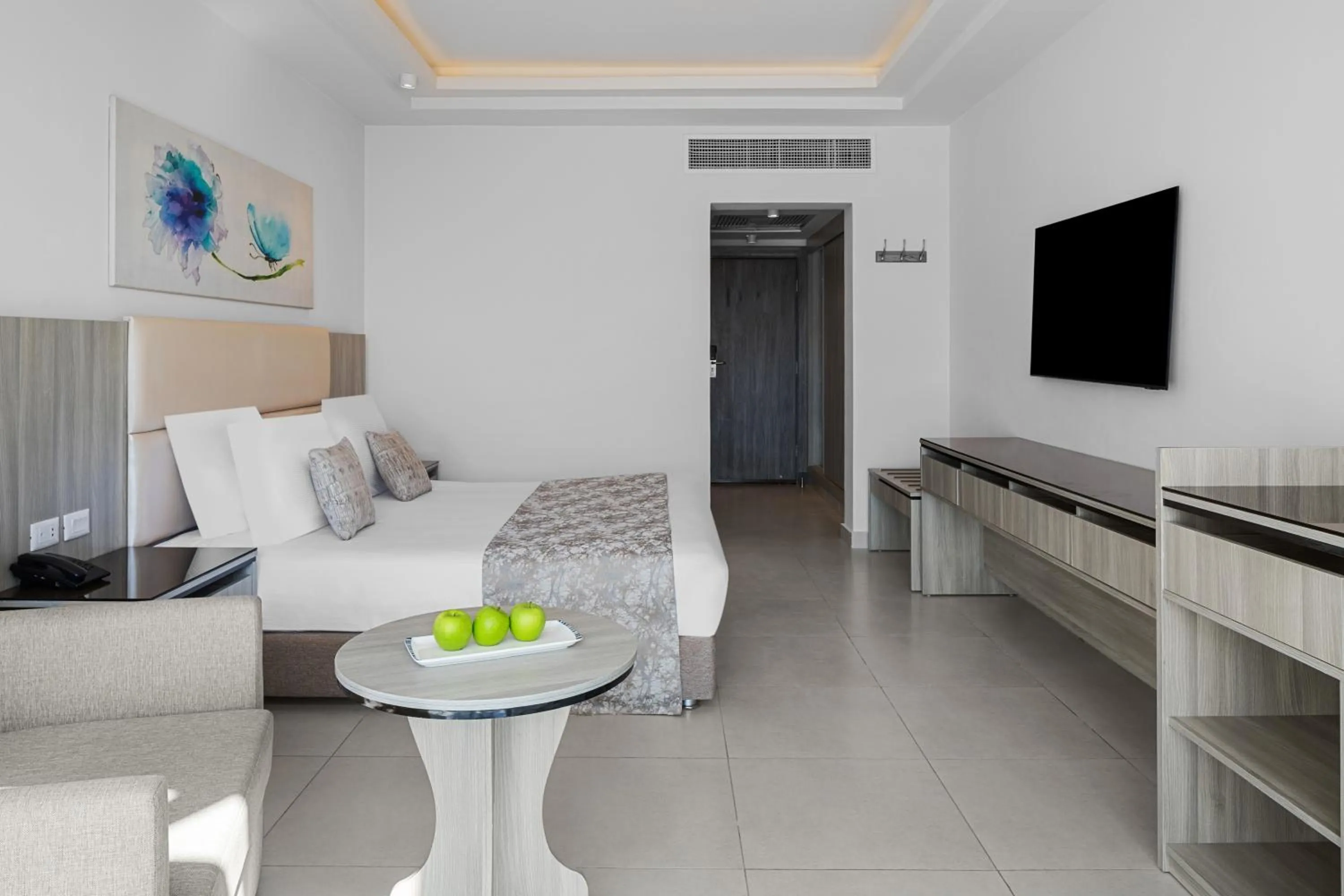 Bed in Pickalbatros Palace Sharm "Aqua Park"- All inclusive