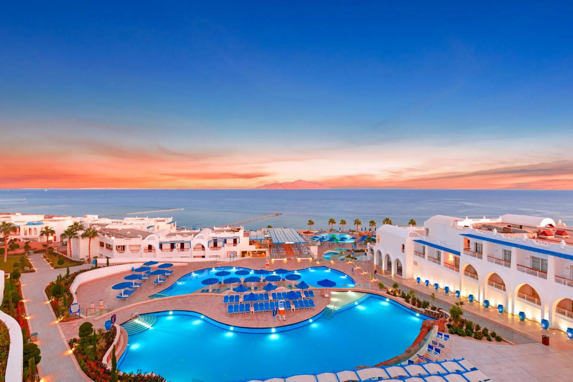 Day in Pickalbatros Palace Sharm "Aqua Park"- All inclusive