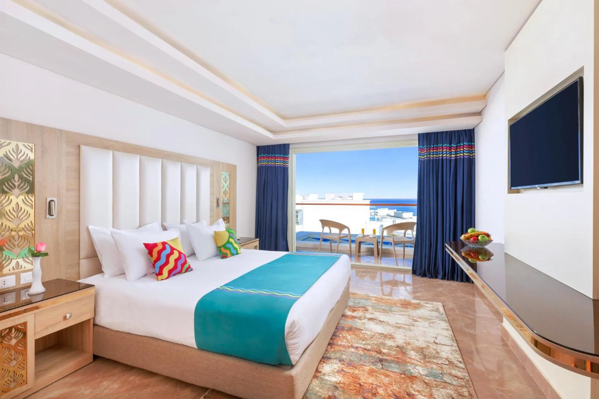 Bedroom, Bed in Pickalbatros Palace Sharm "Aqua Park"- All inclusive