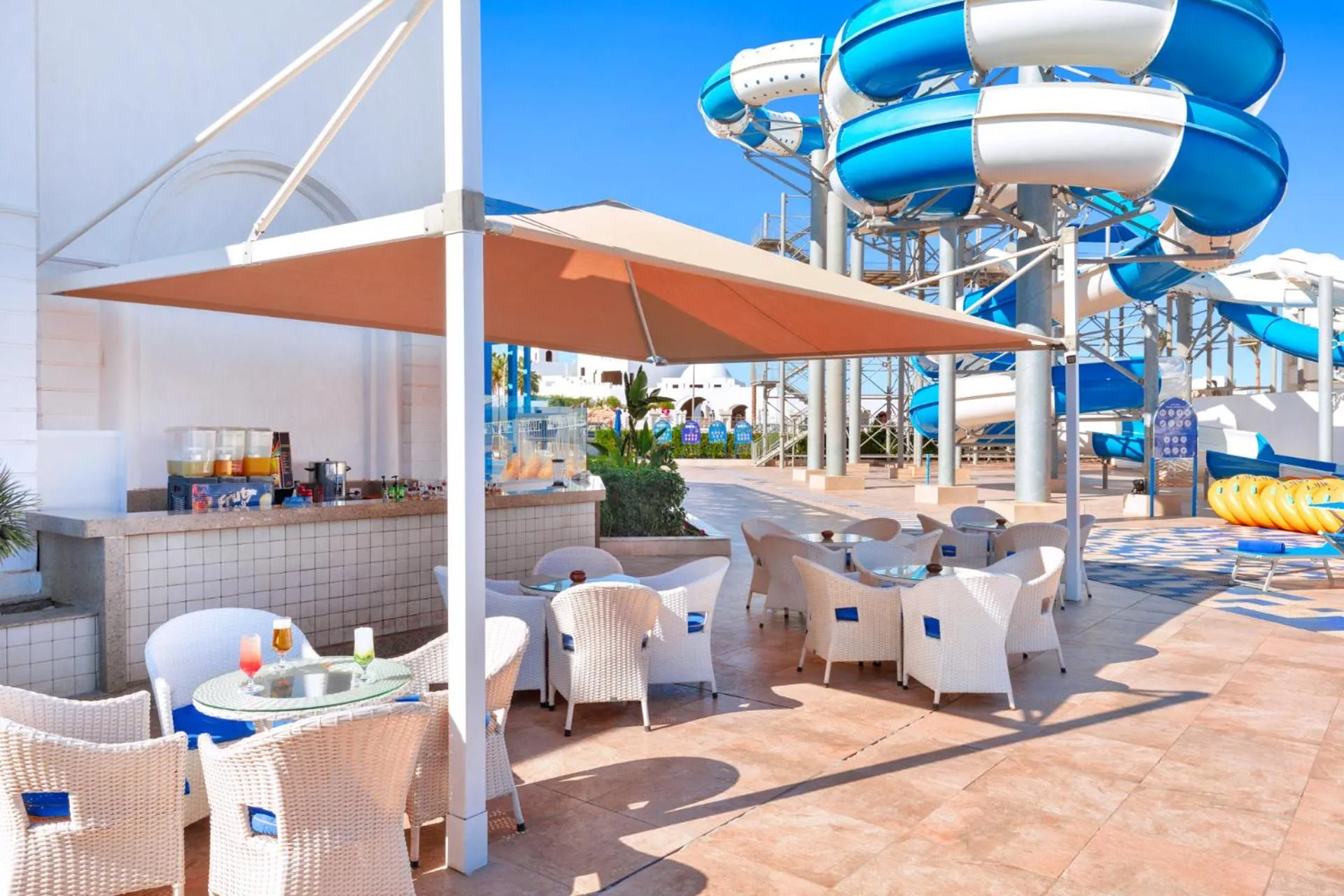 Lounge or bar in Pickalbatros Palace Sharm "Aqua Park"- All inclusive