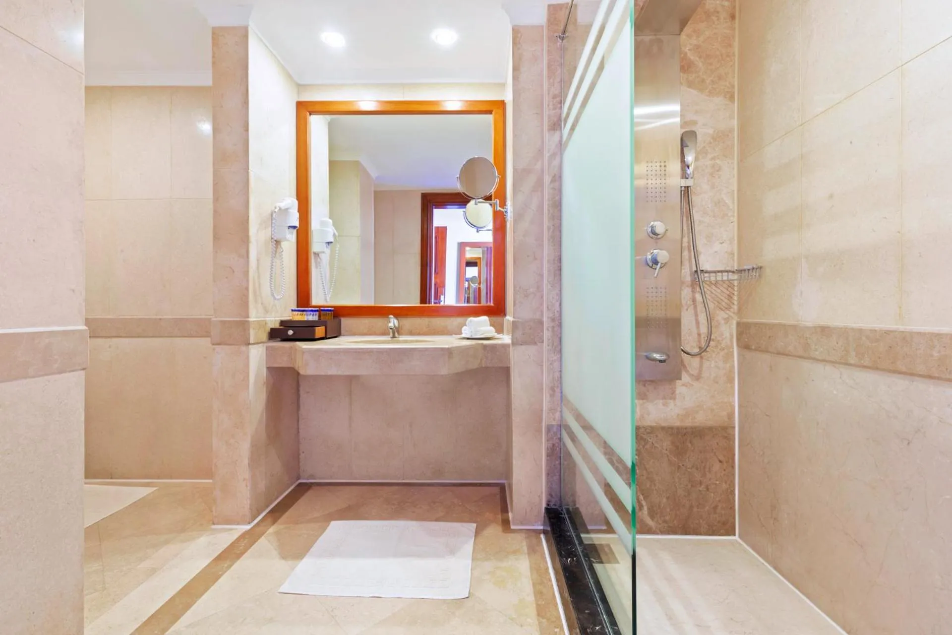 Bathroom in Pickalbatros Palace Sharm "Aqua Park"- All inclusive