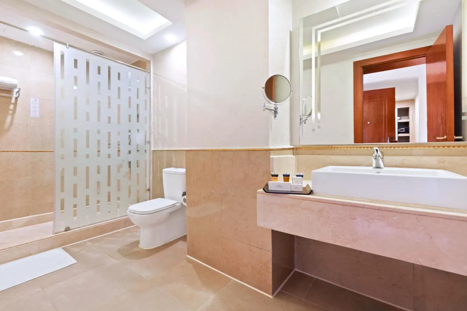 Triple Room in Pickalbatros Palace Sharm "Aqua Park"- All inclusive Triple Room in Pickalbatros Palace Sharm "Aqua Park"- All inclusive