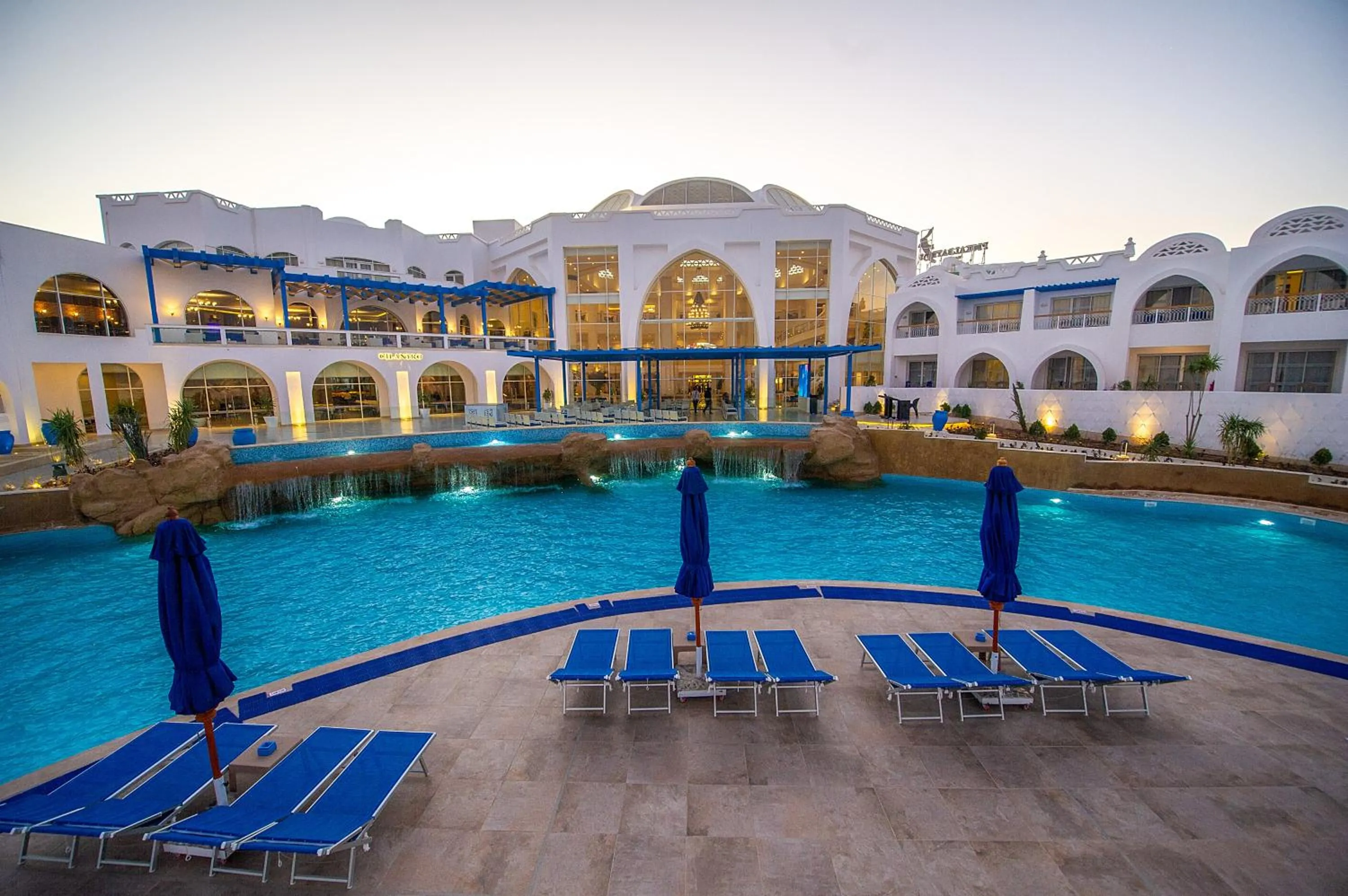 Swimming pool in Pickalbatros Palace Sharm "Aqua Park"- All inclusive