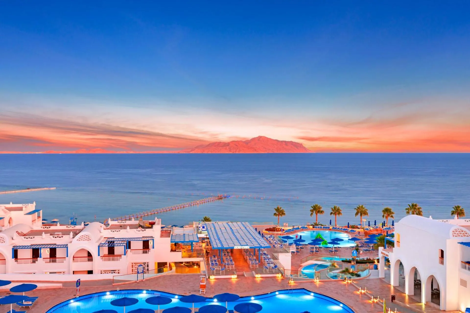 Swimming pool in Pickalbatros Palace Sharm "Aqua Park"- All inclusive