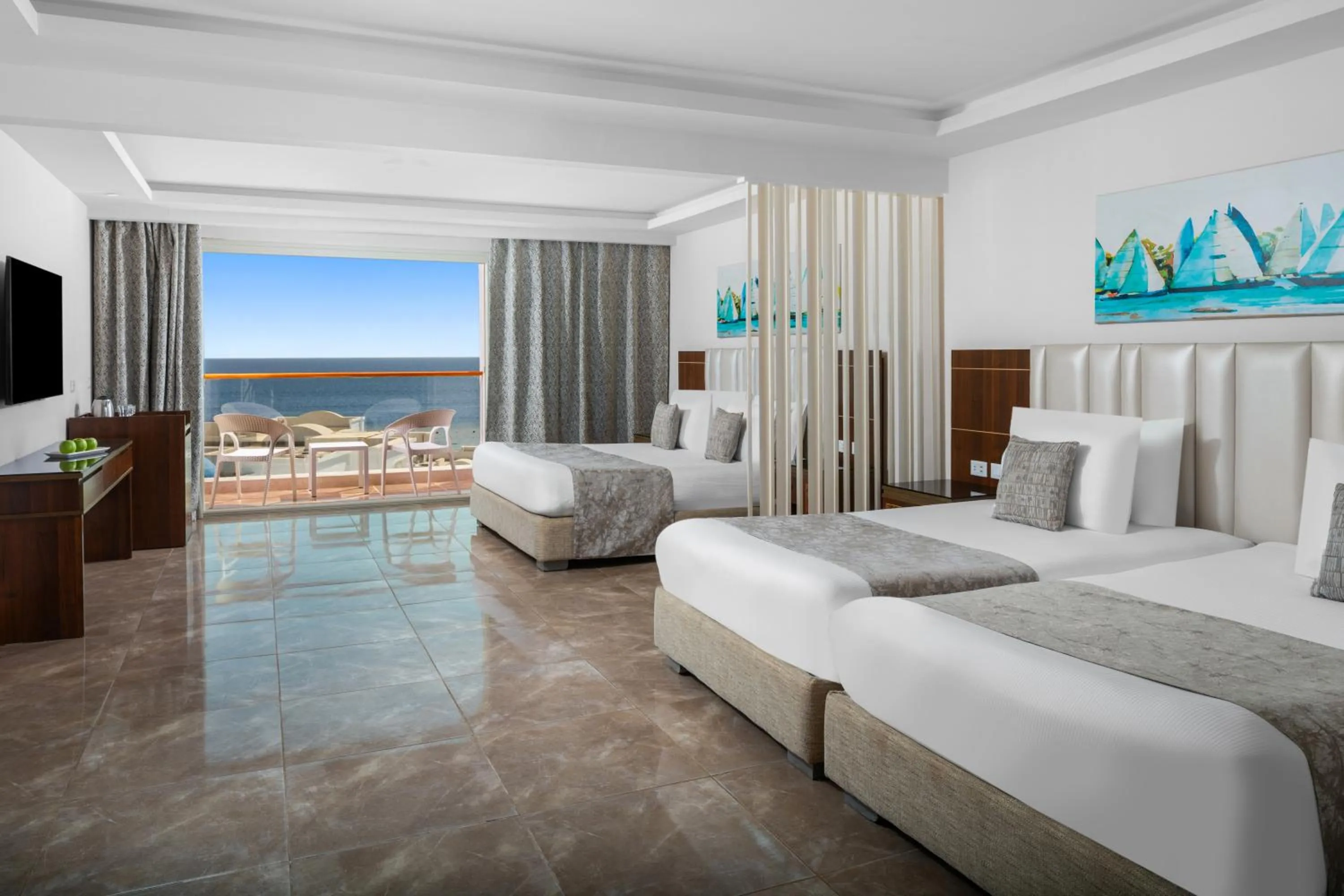 Bed in Pickalbatros Palace Sharm "Aqua Park"- All inclusive