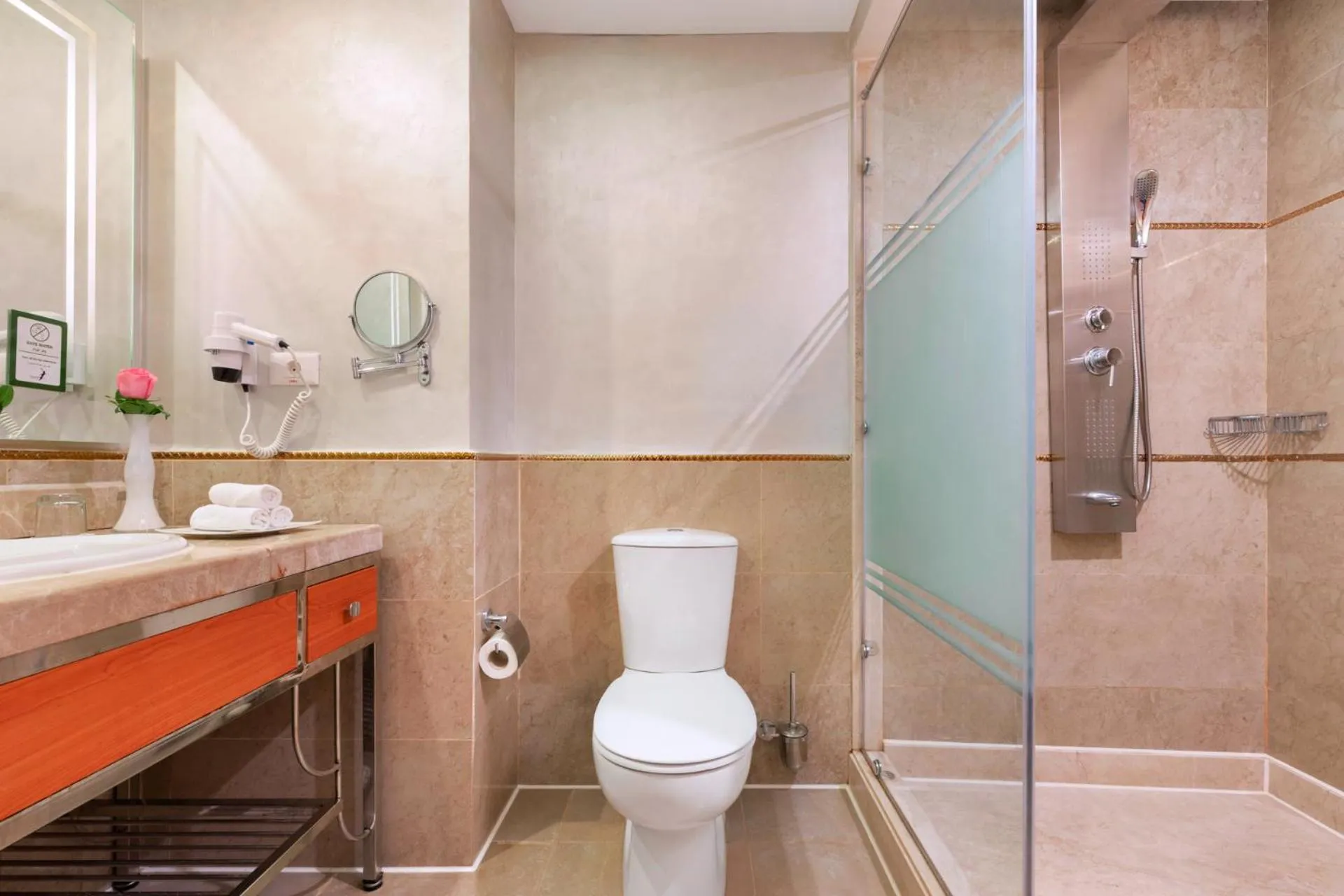 Shower in Pickalbatros Palace Sharm "Aqua Park"- All inclusive