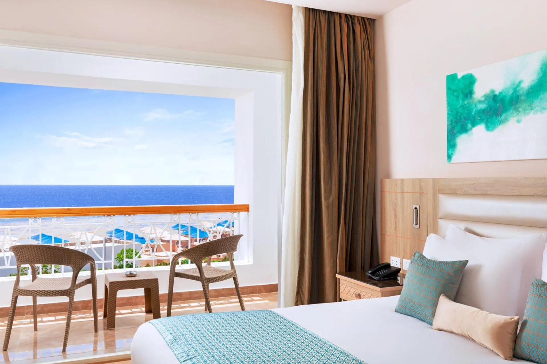 Bed in Pickalbatros Palace Sharm "Aqua Park"- All inclusive