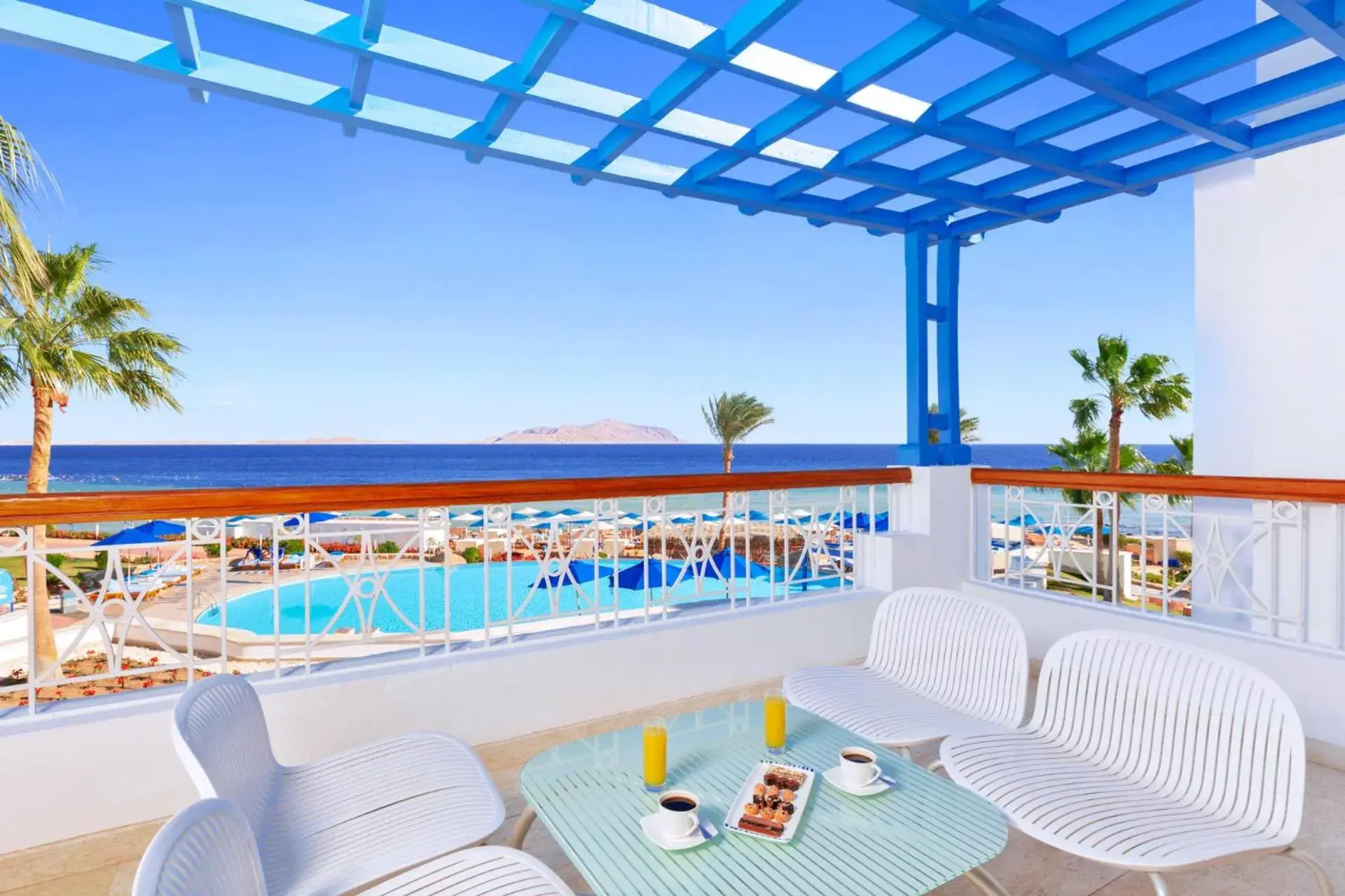 Sea view in Pickalbatros Palace Sharm "Aqua Park"- All inclusive Sea view in Pickalbatros Palace Sharm "Aqua Park"- All inclusive