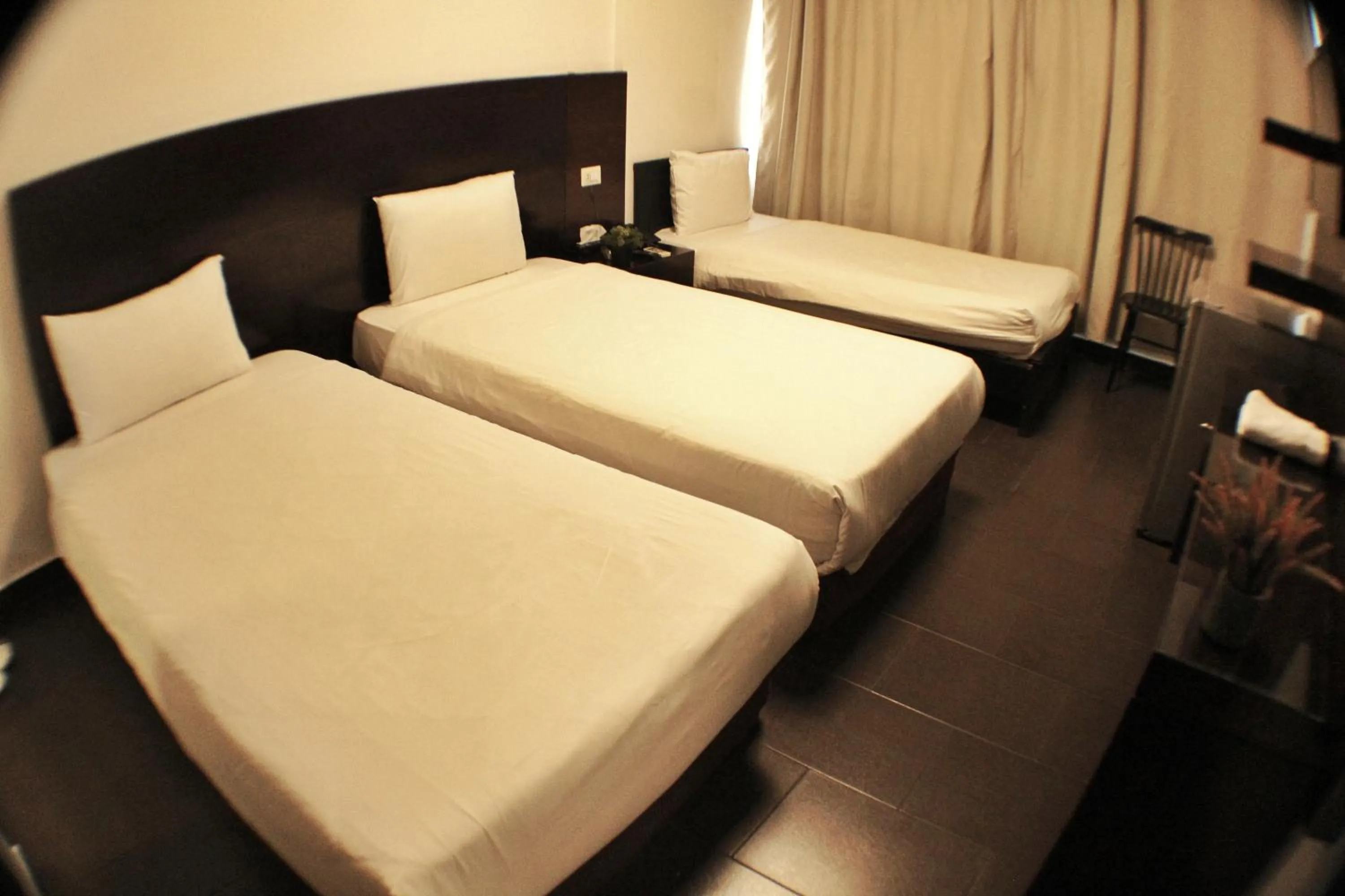 Photo of the whole room, Bed in Le Marly Hotel