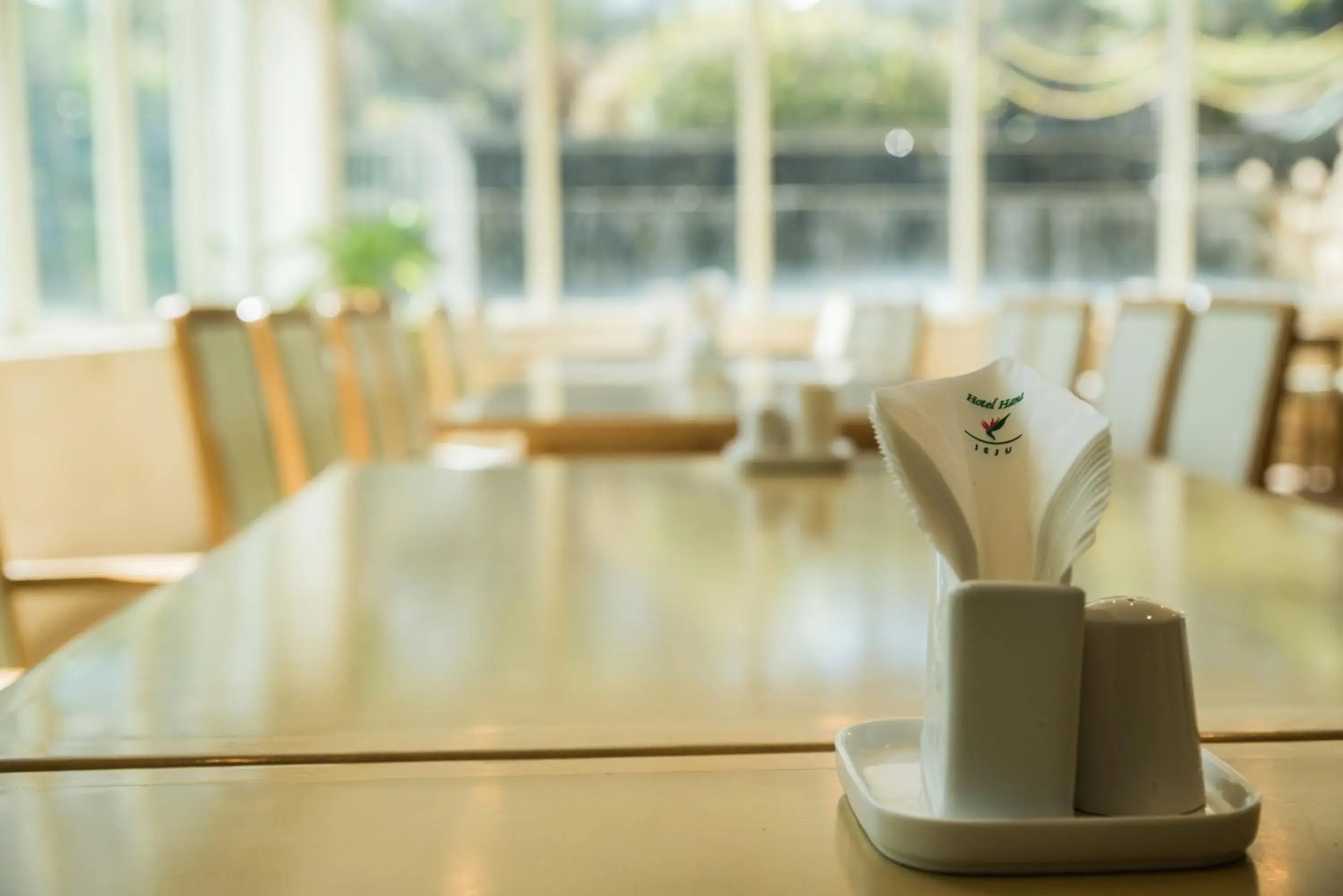 Restaurant/places to eat in Bloom Hotel Restaurant/places to eat in Bloom Hotel