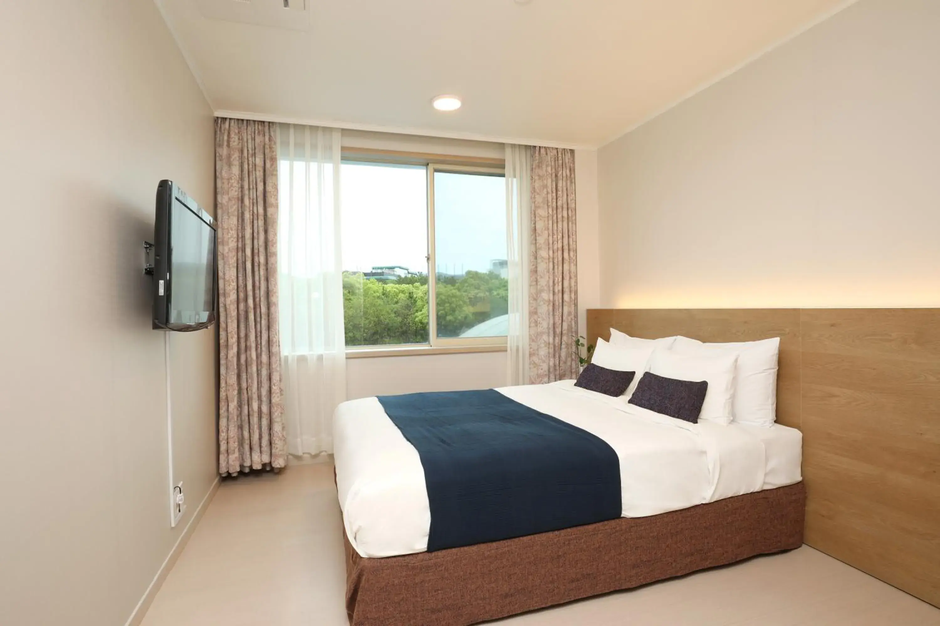 Bed in Bloom Hotel Bed in Bloom Hotel