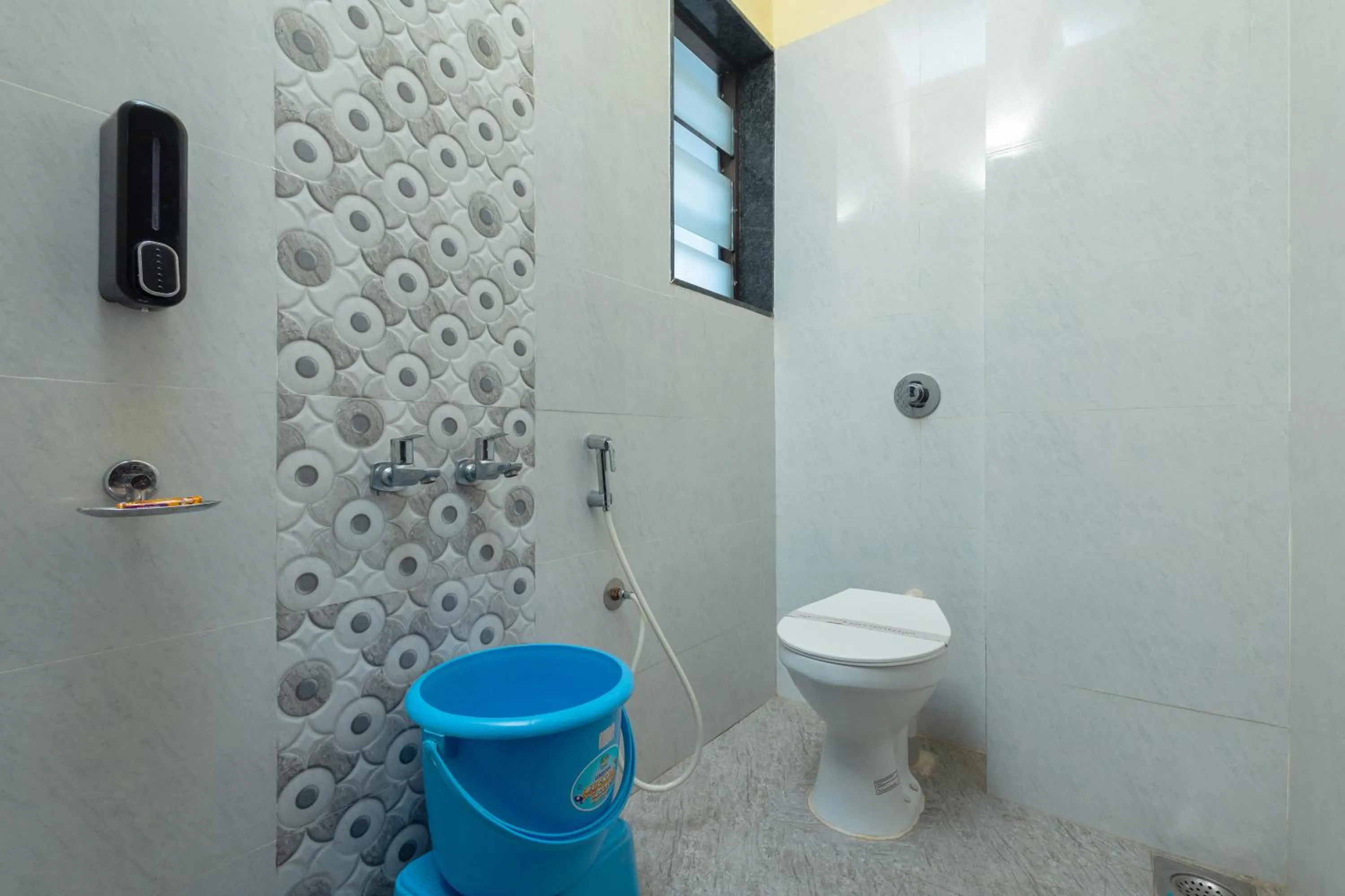 Toilet in Hotel Ambika