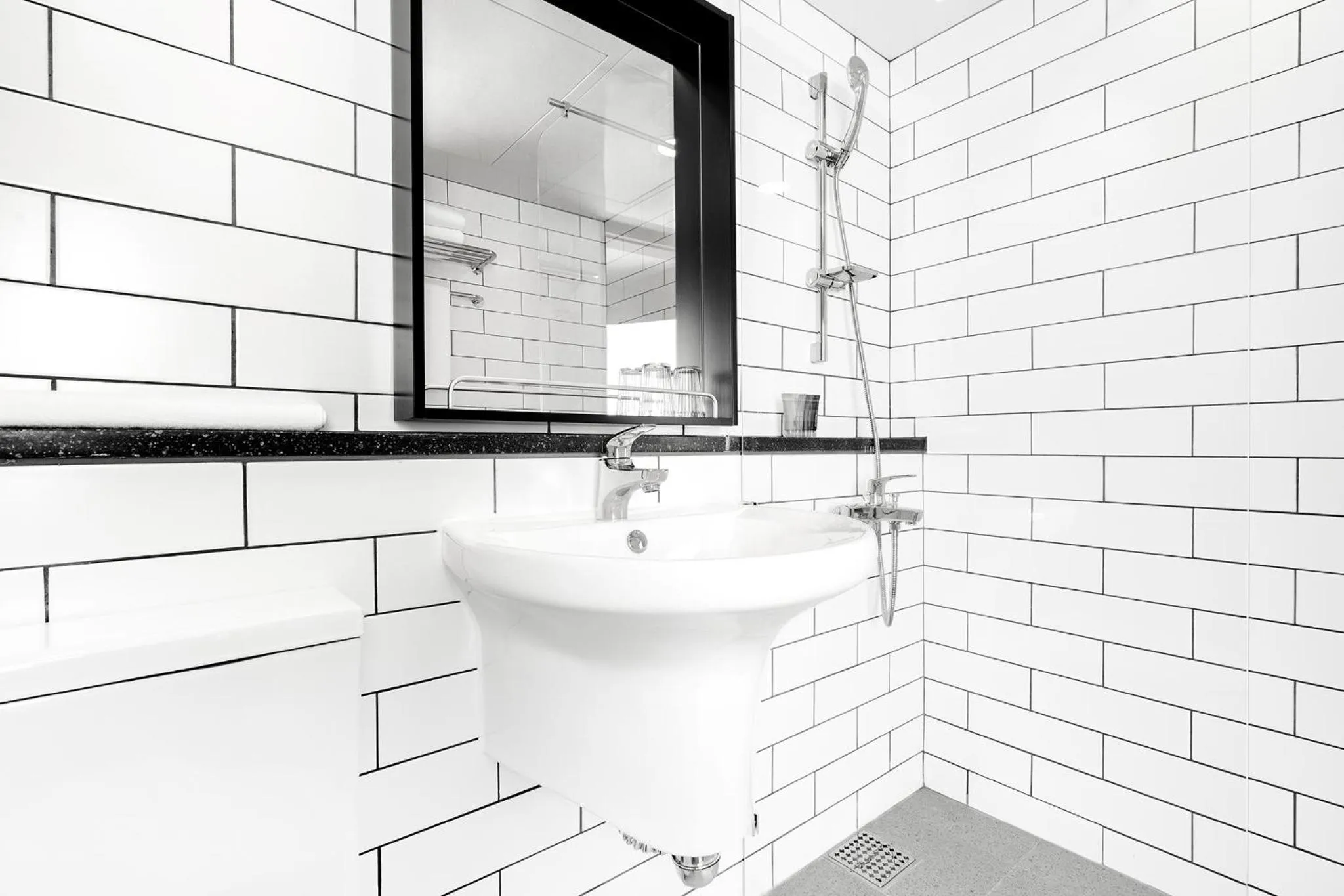 Toilet in Heyy Seogwipo Hotel