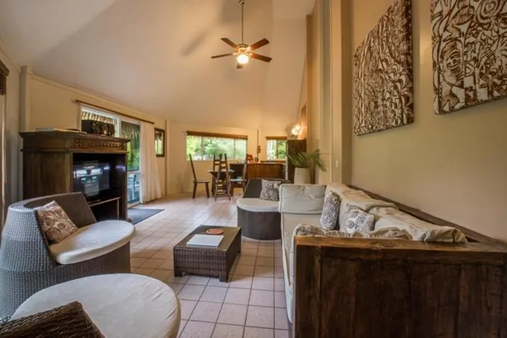 Crown Beach Resort & Spa