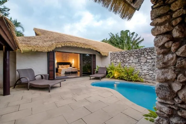 Crown Beach Resort & Spa