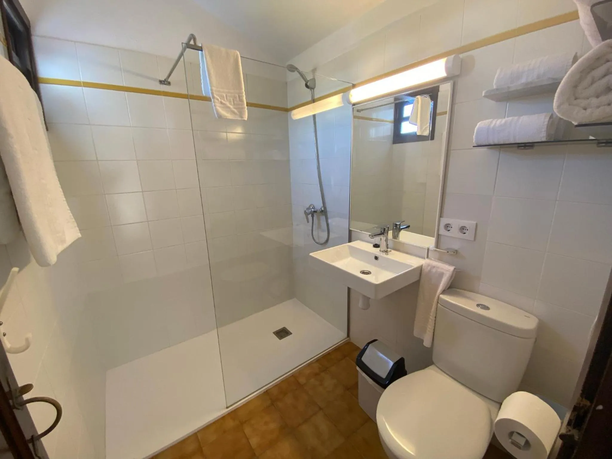 Shower in Apartamentos Sa Cornisa