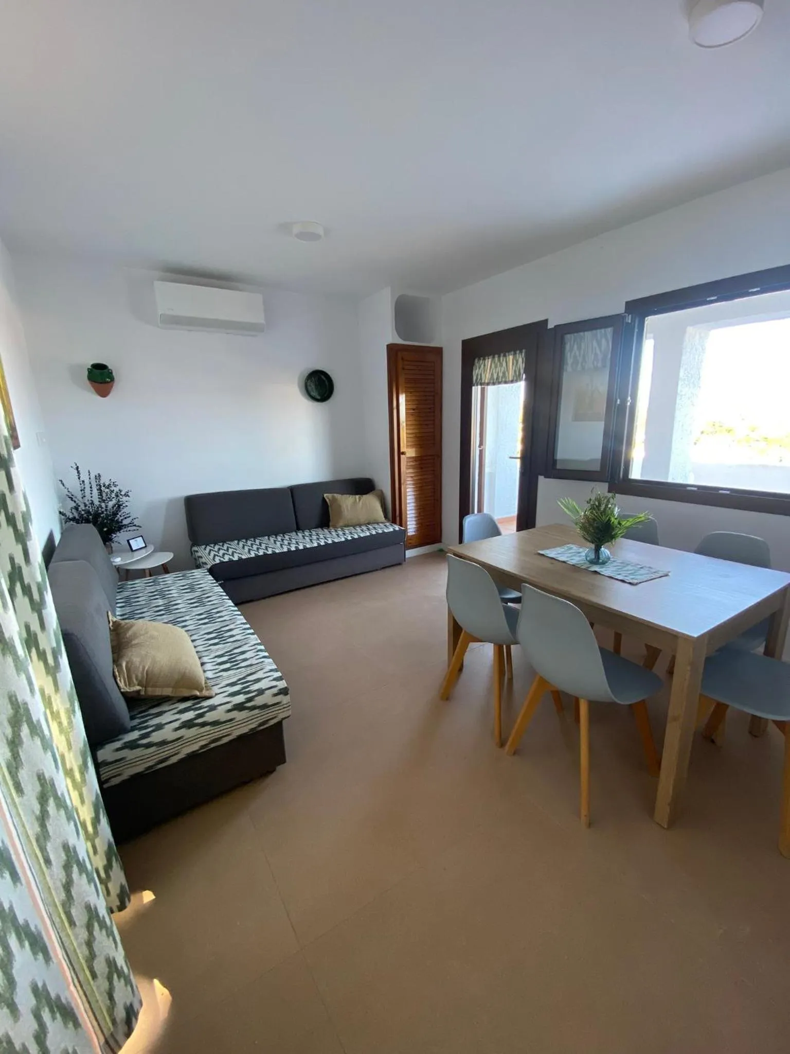 Living room, Bed in Apartamentos Sa Cornisa