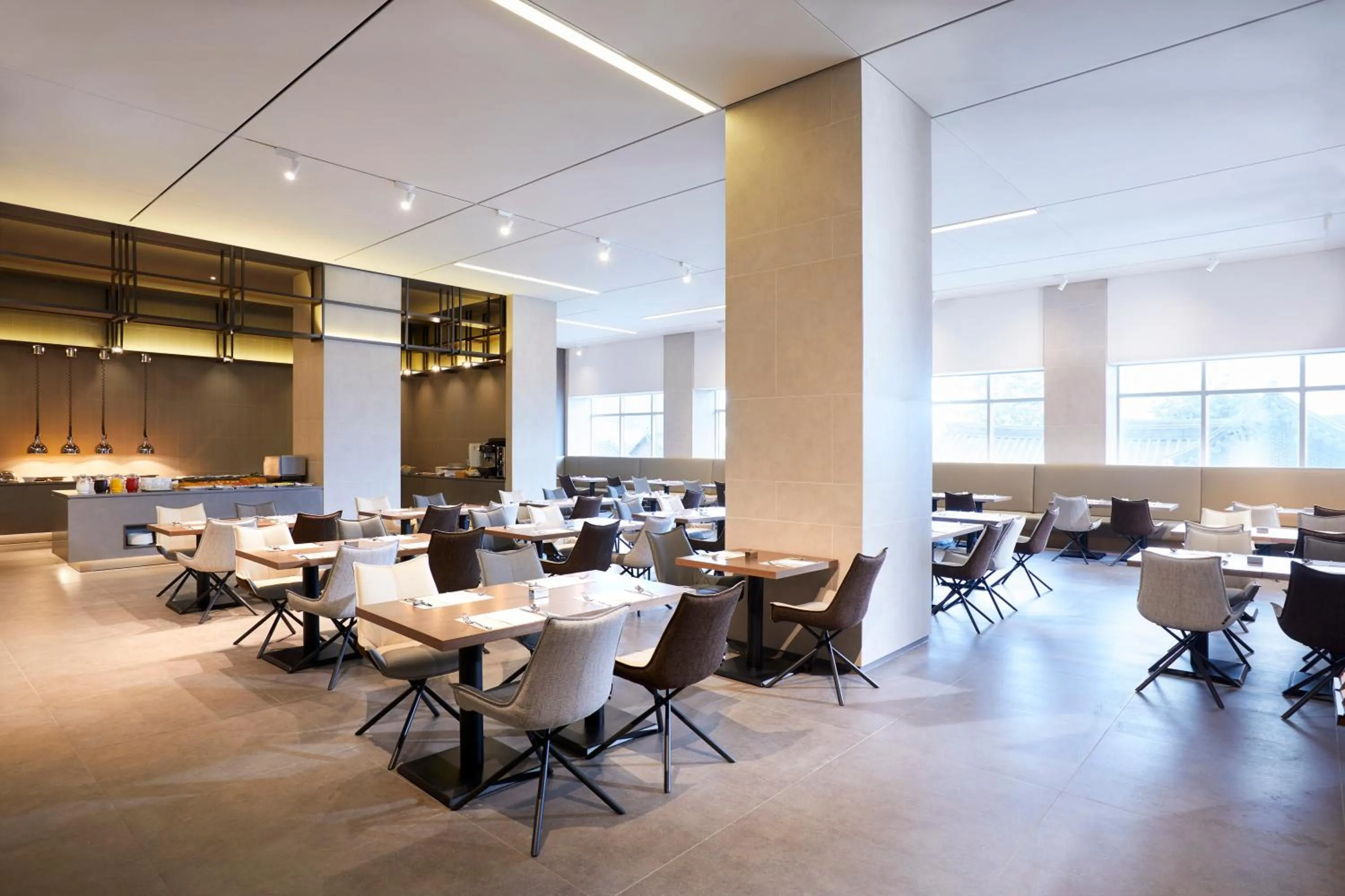 Restaurant/places to eat in Lahan Hotel Jeonju