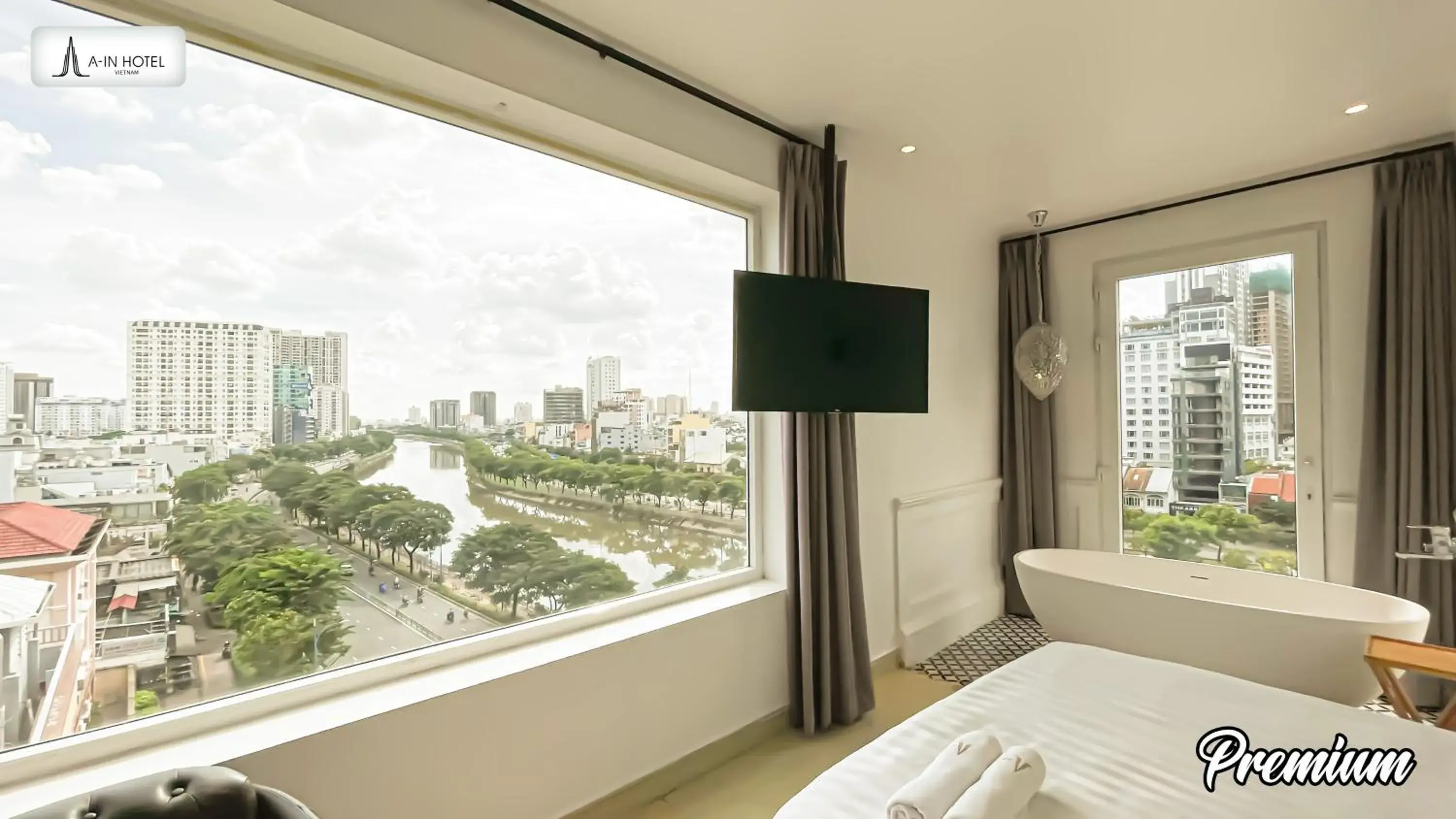 Premium Double Room with City View, Bathtub in A In Hotel Riverside Premium Double Room with City View, Bathtub in A In Hotel Riverside