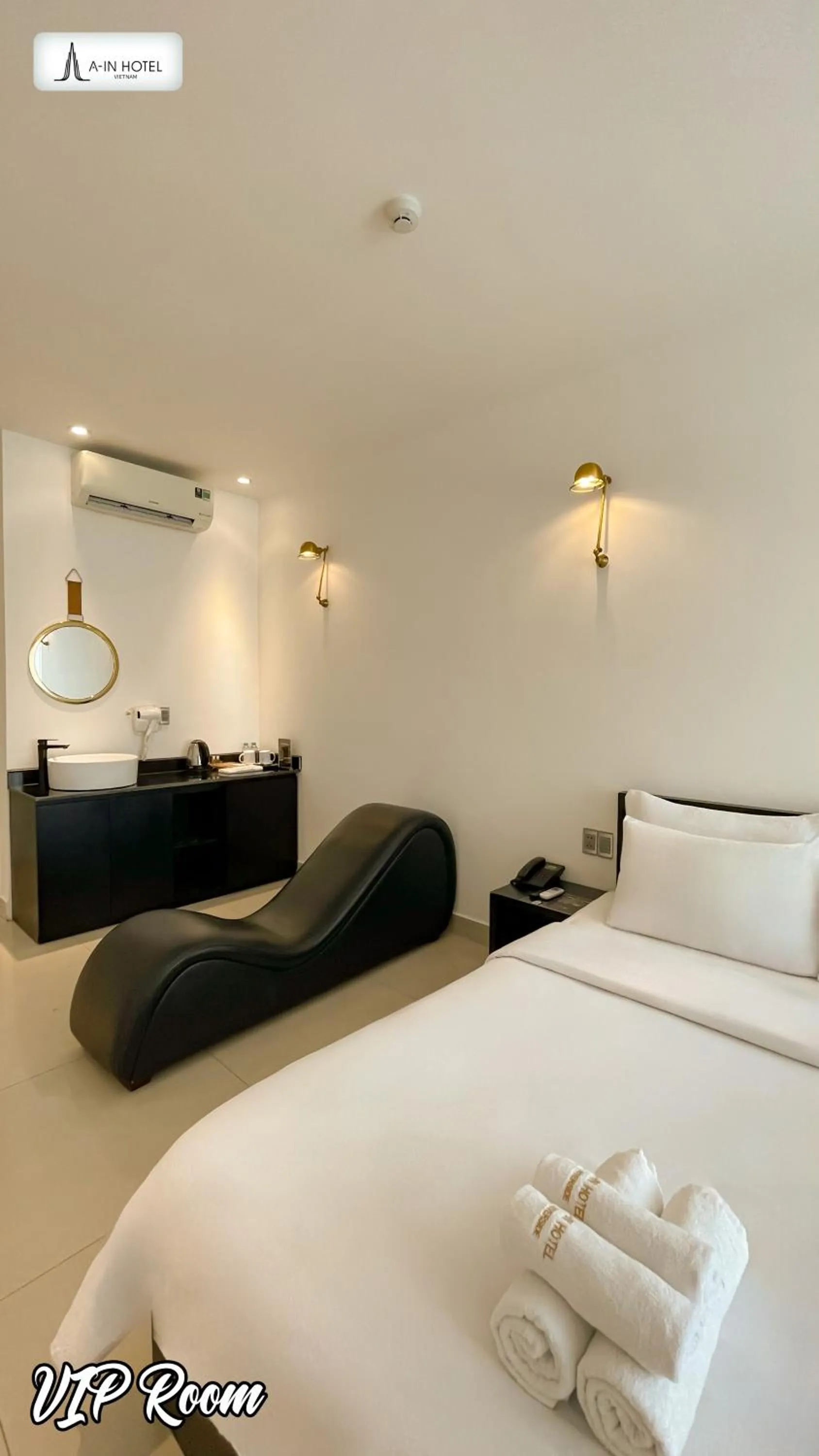 Bedroom, Bed in A In Hotel Riverside