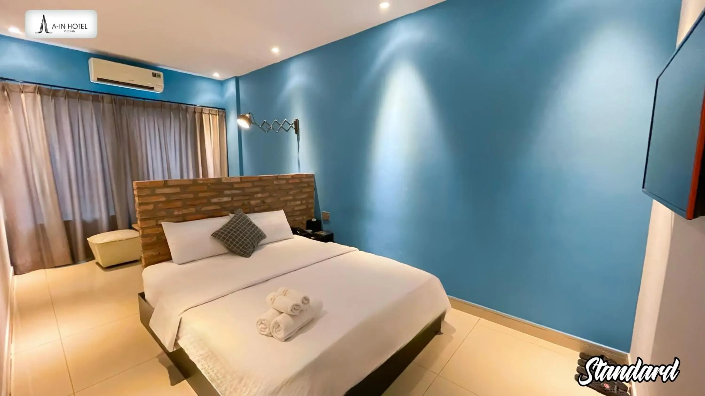 Bedroom, Bed in A In Hotel Riverside Bedroom, Bed in A In Hotel Riverside