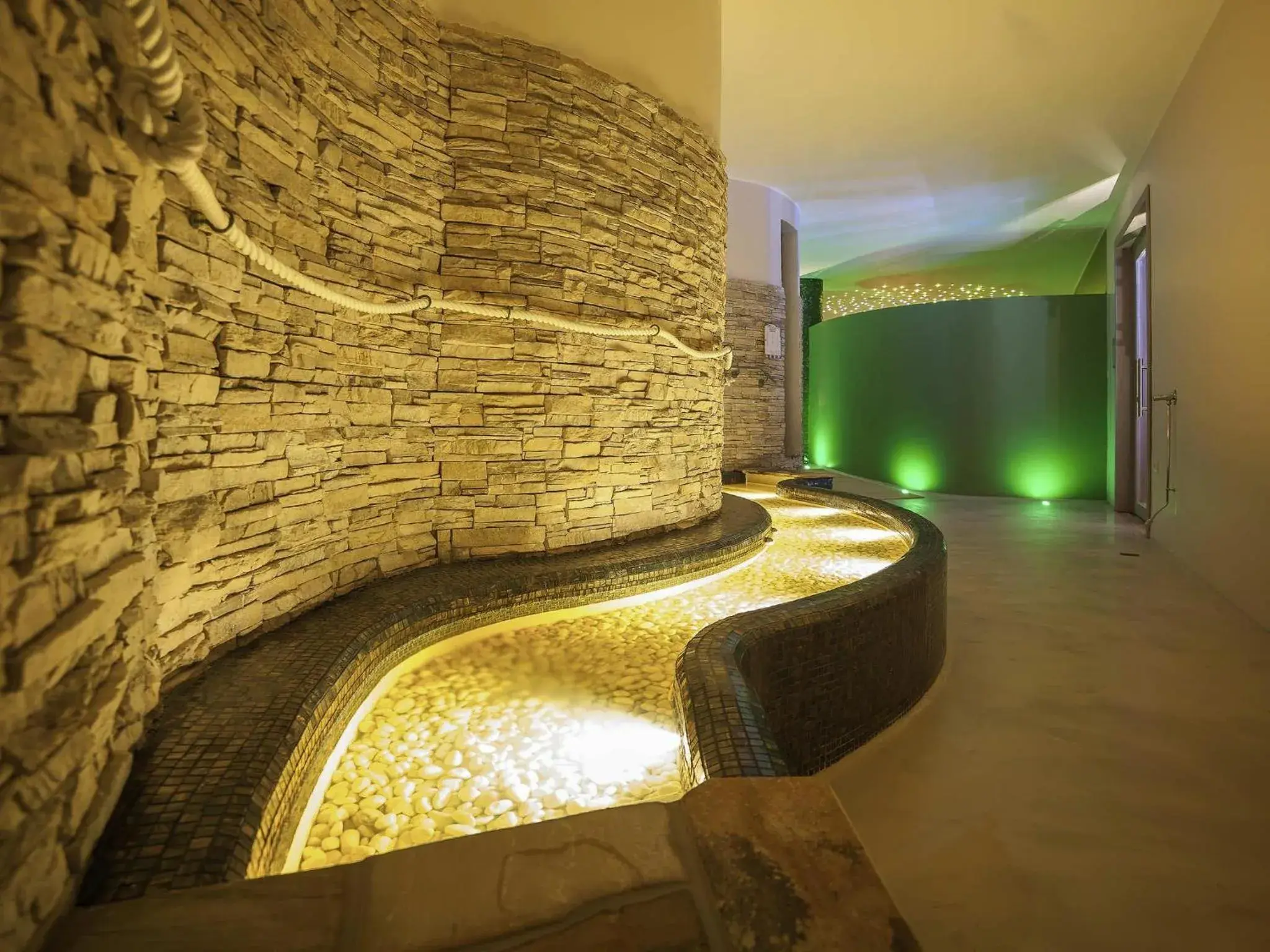 Spa and wellness centre/facilities in Mercure Olbia Spa and wellness centre/facilities in Mercure Olbia