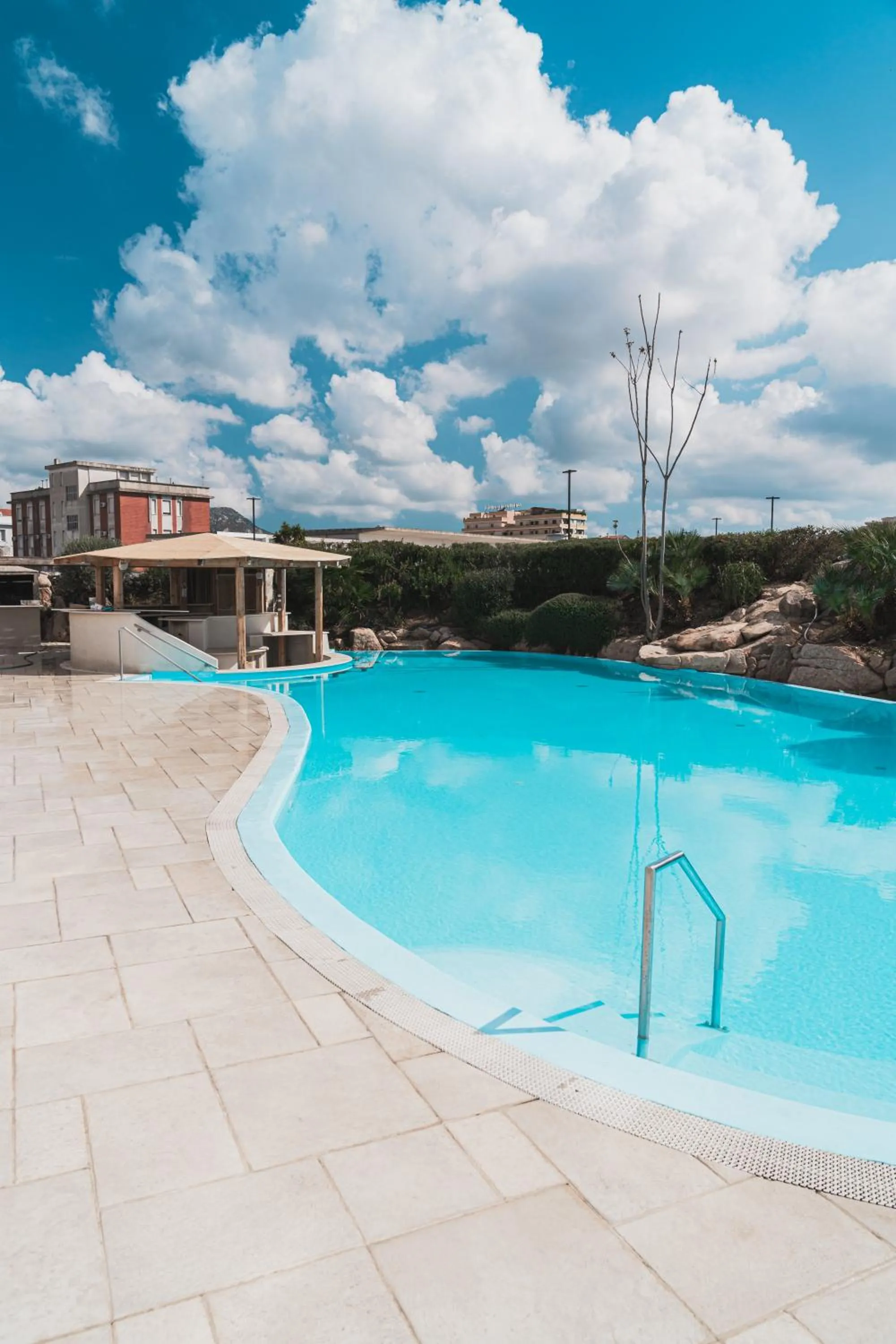 Swimming pool in Mercure Olbia