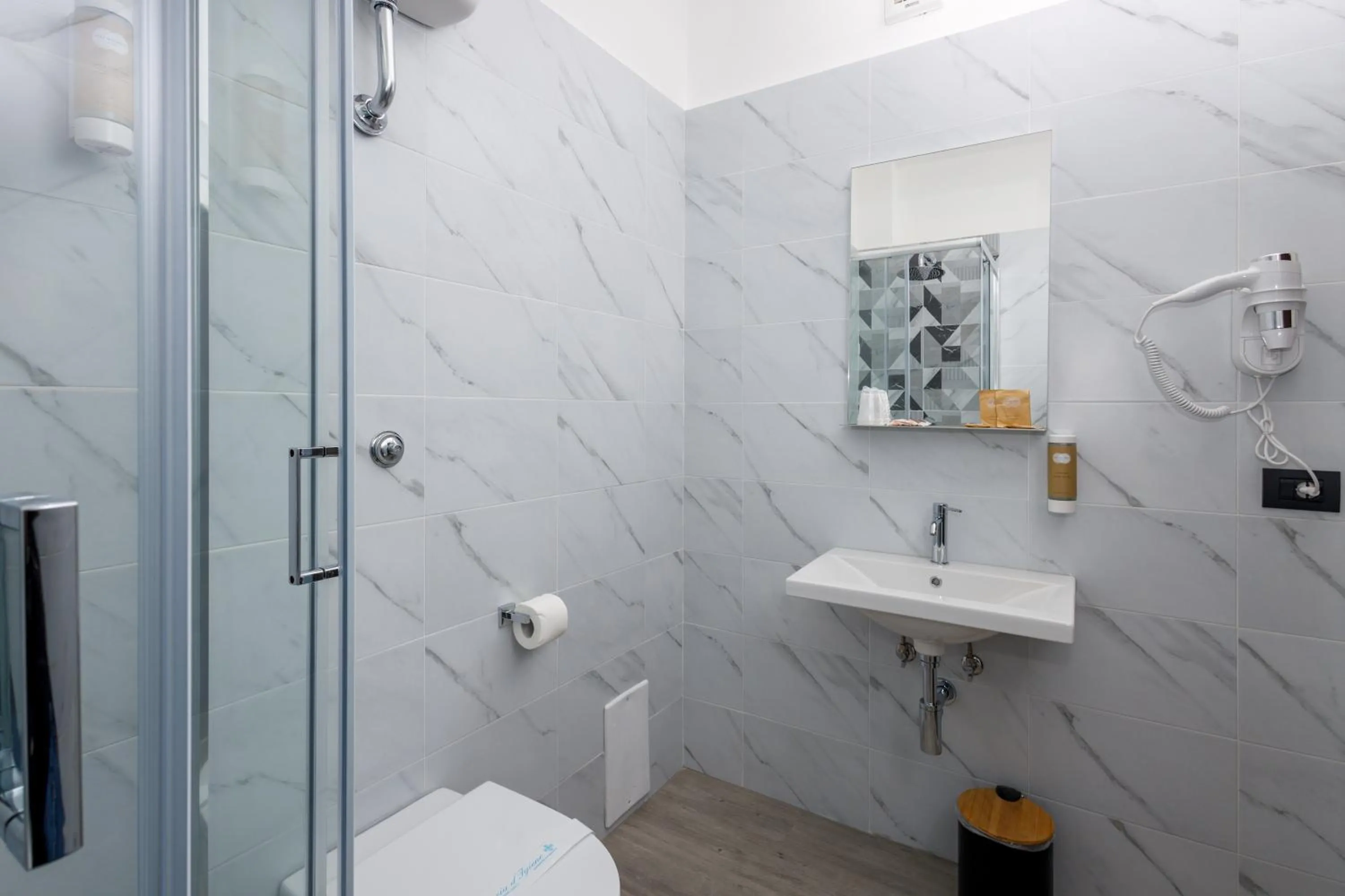 Bathroom in Crossroad Hotel