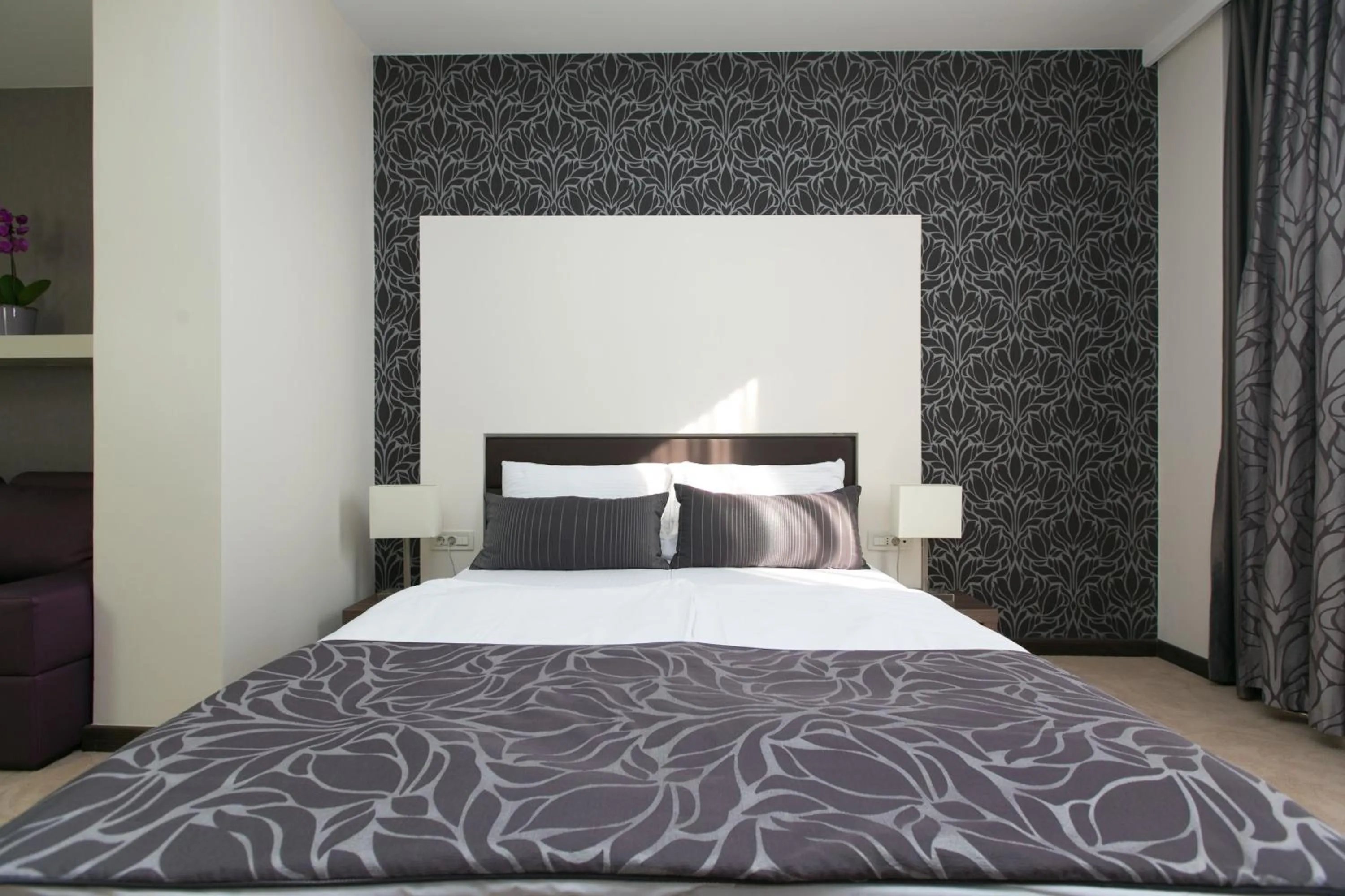 Bedroom, Bed in Beach Hotel Split