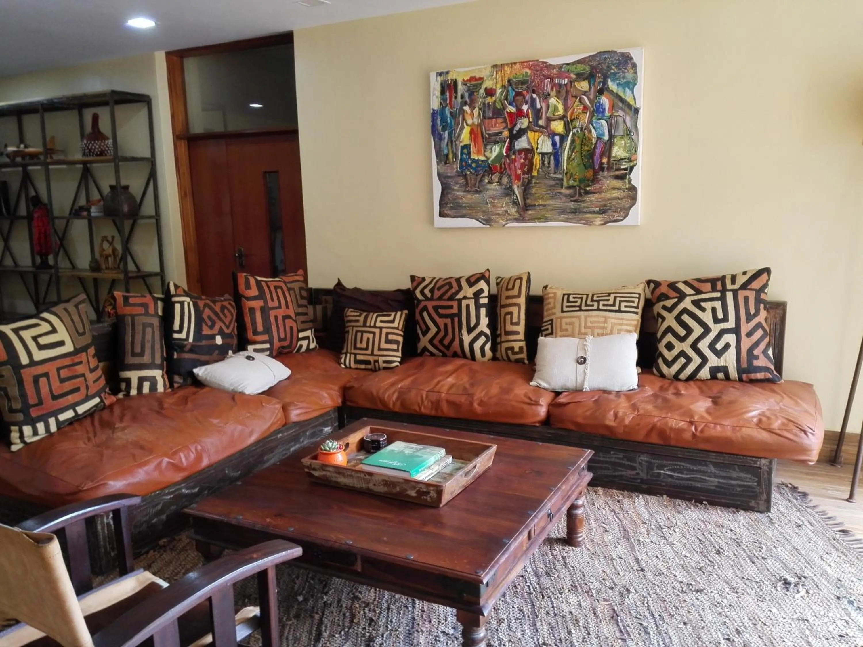 Seating area in Acacia Tree Lodge