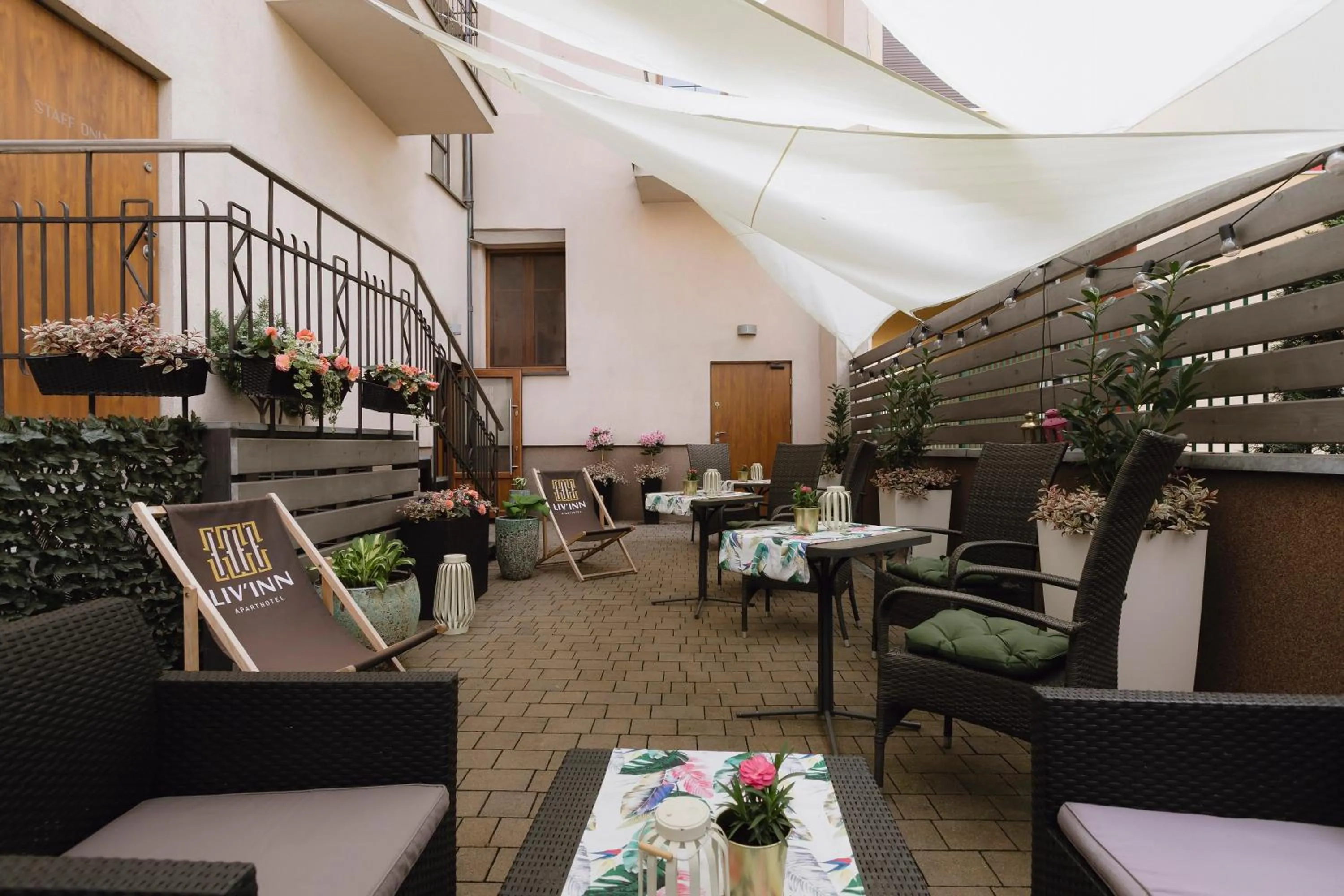 Patio in Liv'Inn Aparthotel