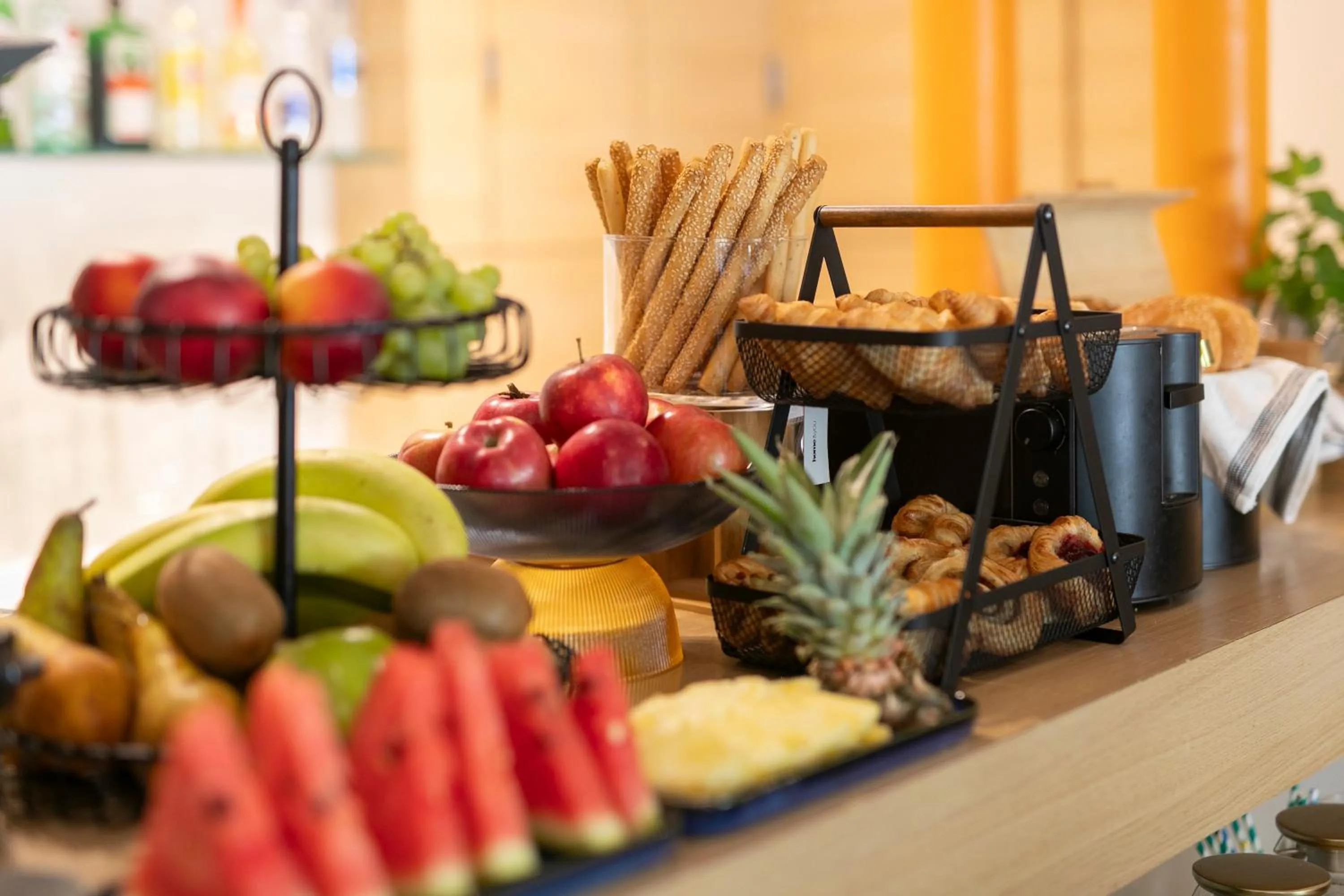 Breakfast in Liv'Inn Aparthotel