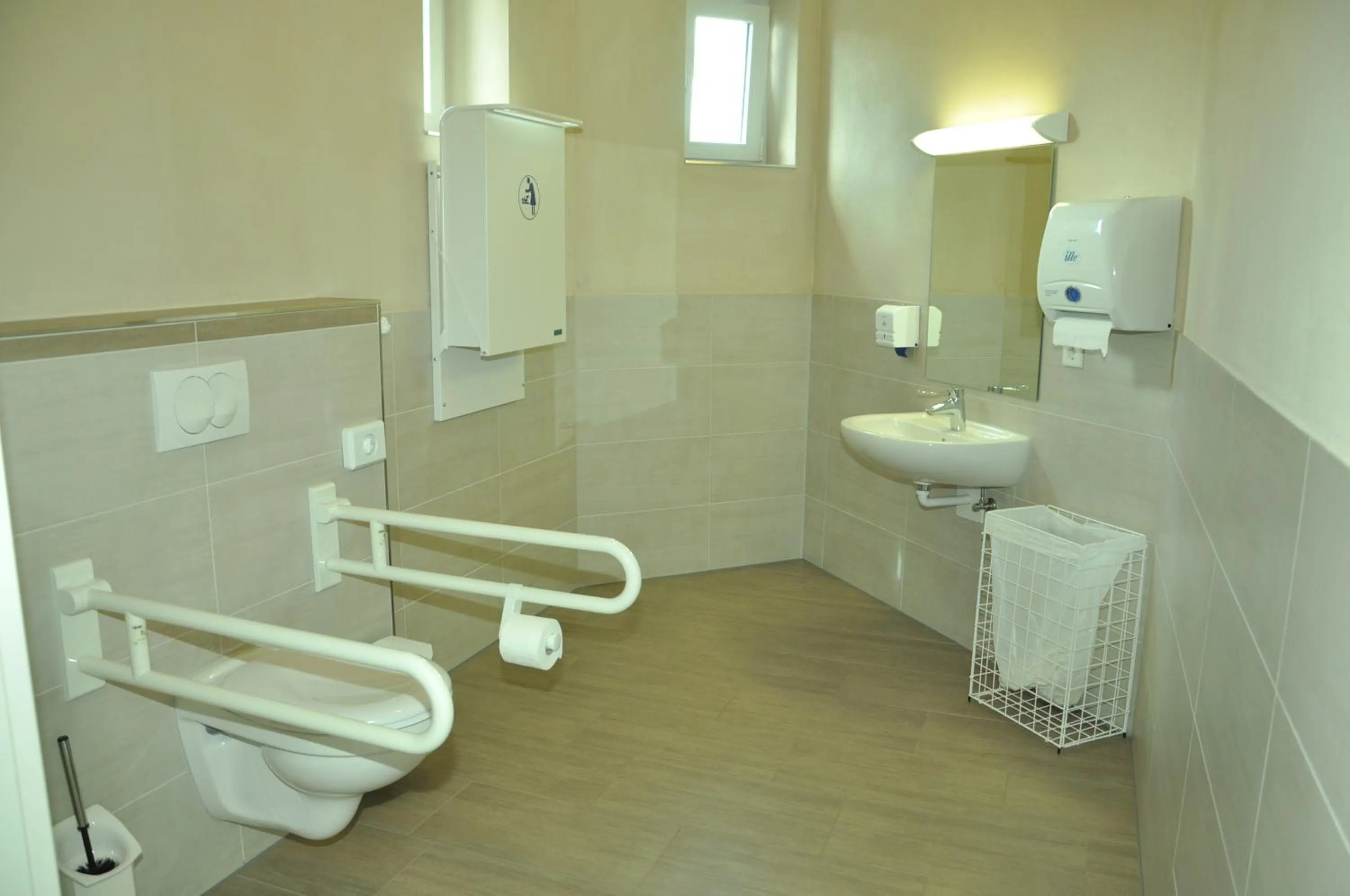 Restaurant/places to eat in Land-gut-Hotel Westerkrug