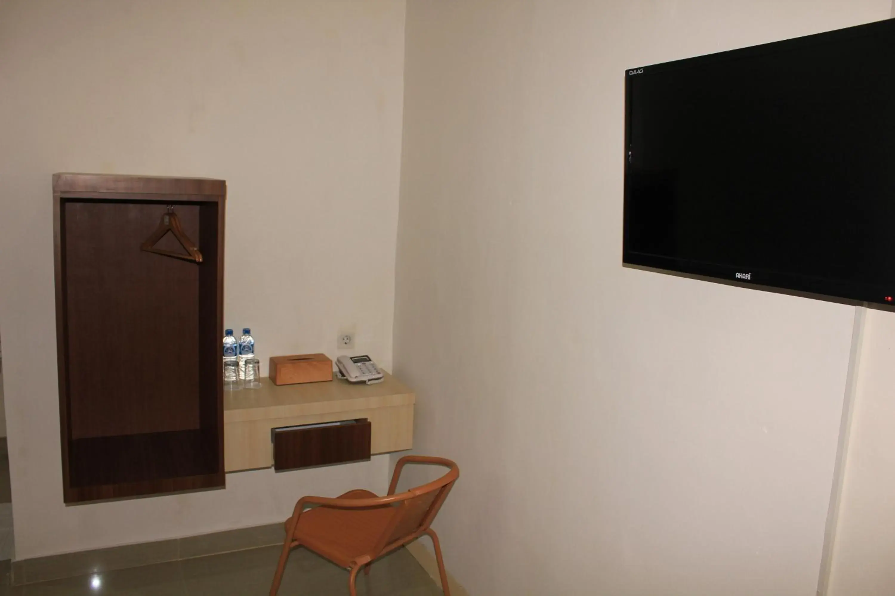 Superior Double Room in Mel's Inn Manado Superior Double Room in Mel's Inn Manado