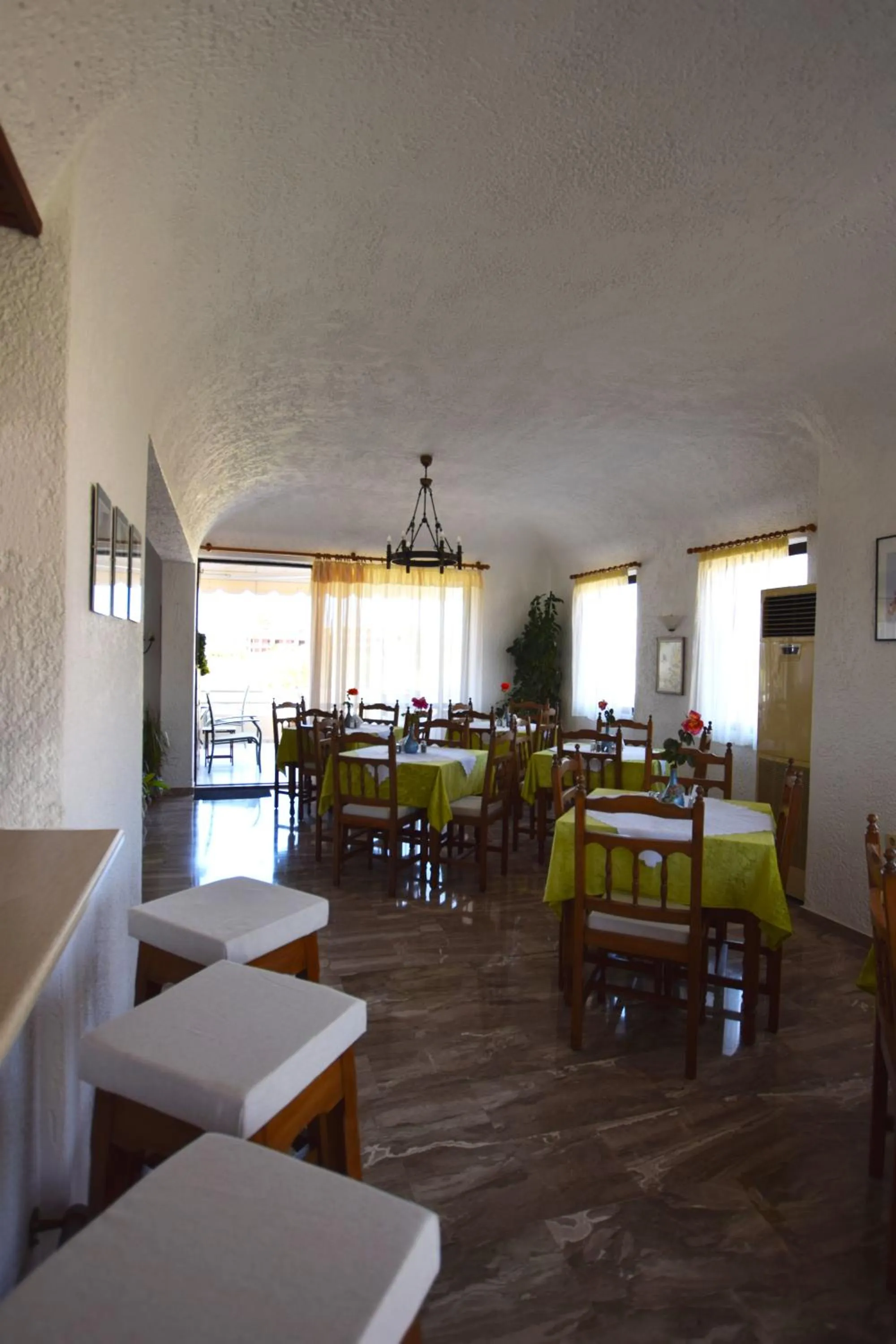 Dining area in Altis Hotel