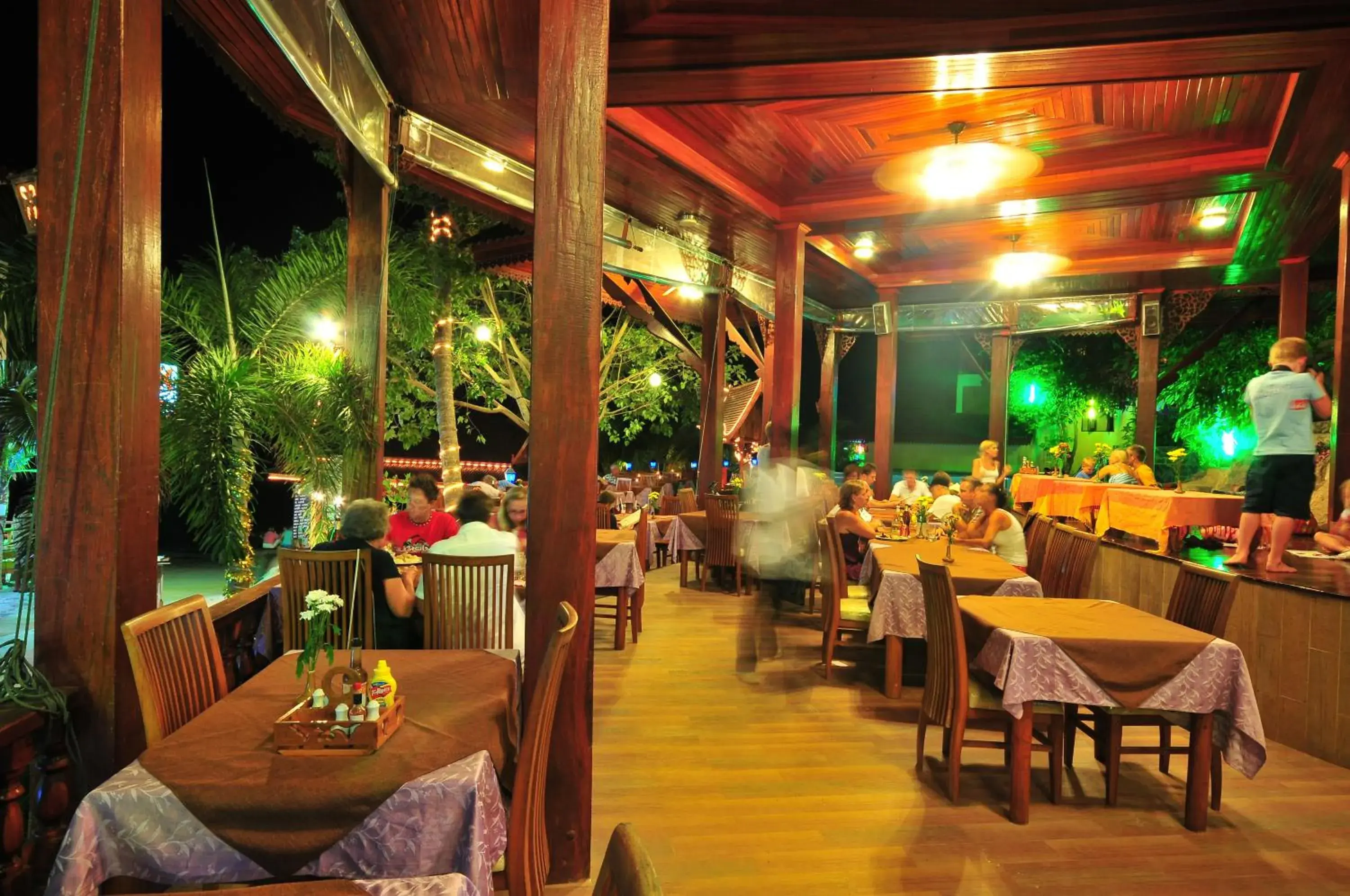 Restaurant/places to eat in Haad Yao Bayview Resort & Spa - SHA plus Certified Restaurant/places to eat in Haad Yao Bayview Resort & Spa - SHA plus Certified