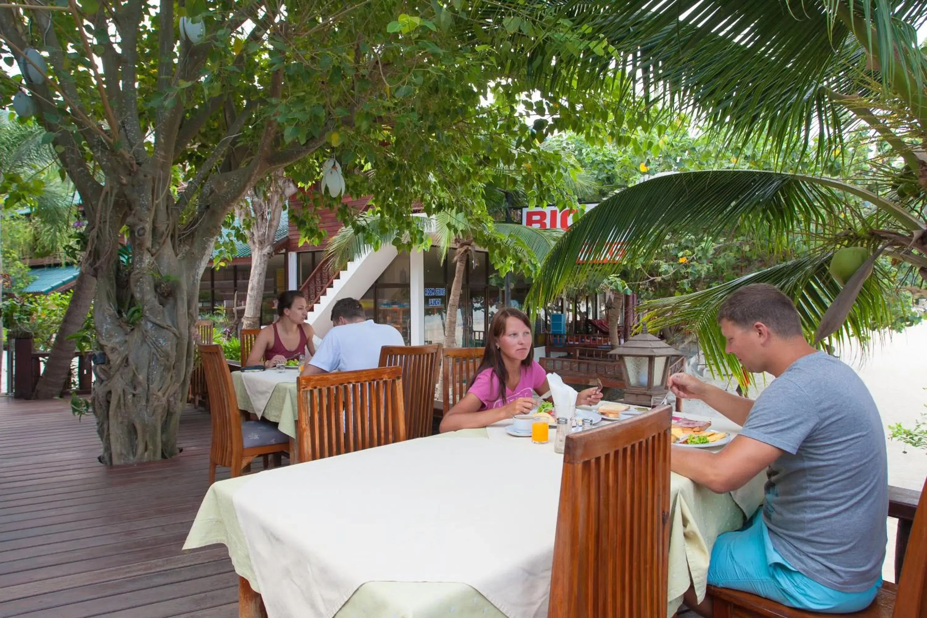 Restaurant/places to eat in Haad Yao Bayview Resort & Spa - SHA plus Certified Restaurant/places to eat in Haad Yao Bayview Resort & Spa - SHA plus Certified