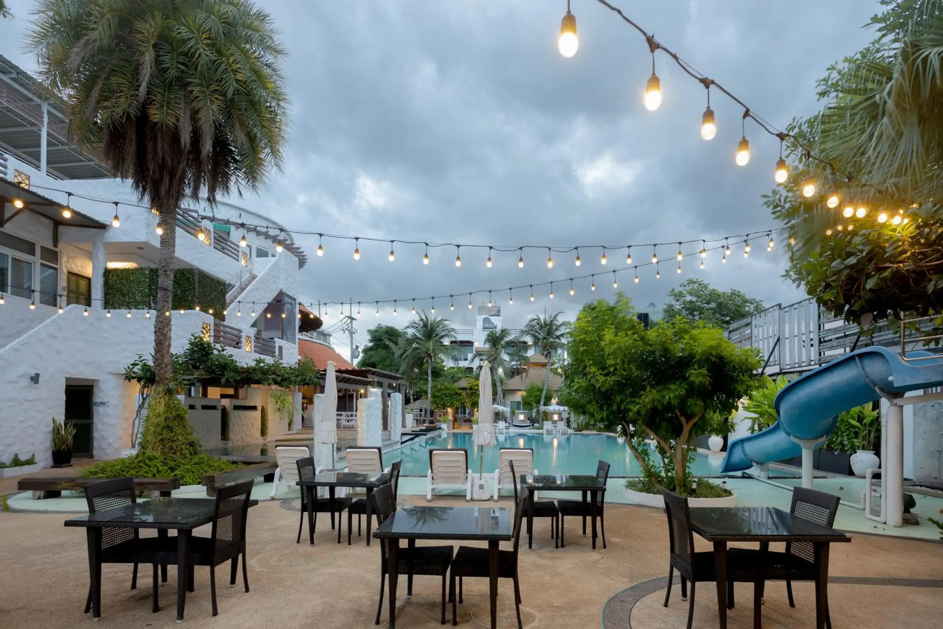 Lobby or reception in My Way Hua Hin Music Hotel SHA Extra Plus Lobby or reception in My Way Hua Hin Music Hotel SHA Extra Plus