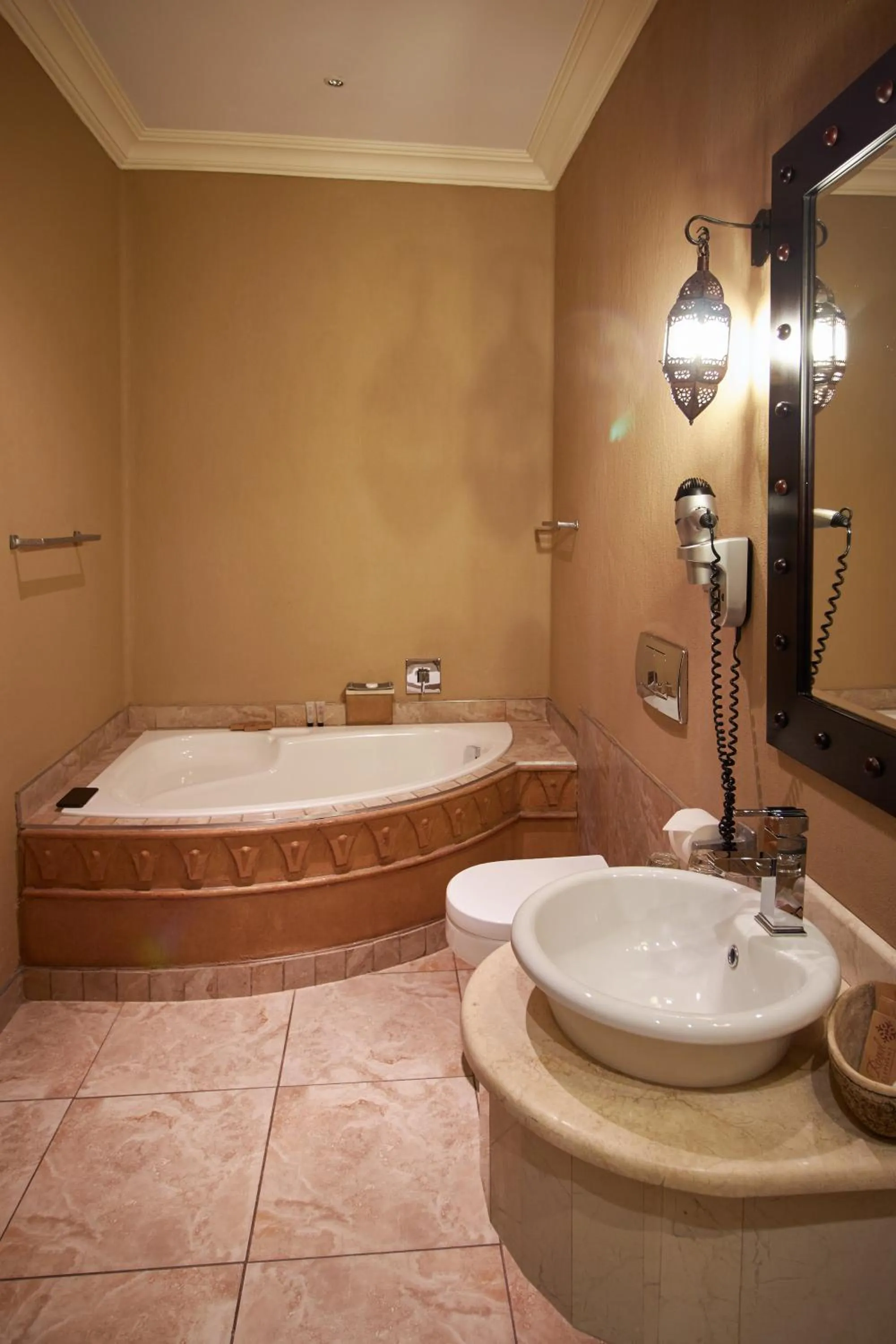 Bathroom in Royal Elephant Hotel & Conference Centre