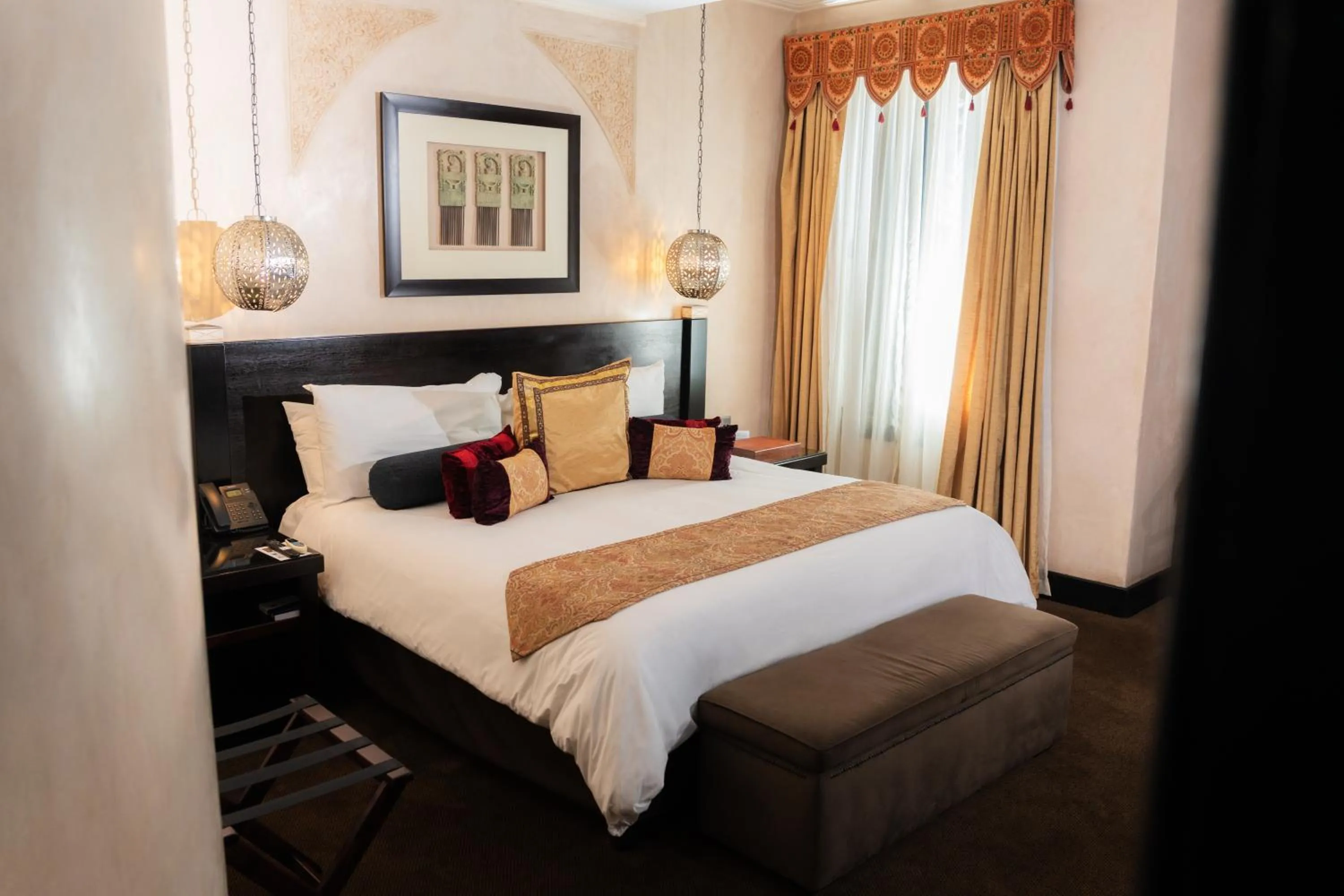 Bedroom, Bed in Tayfin Royale Hotel & Conference Centre