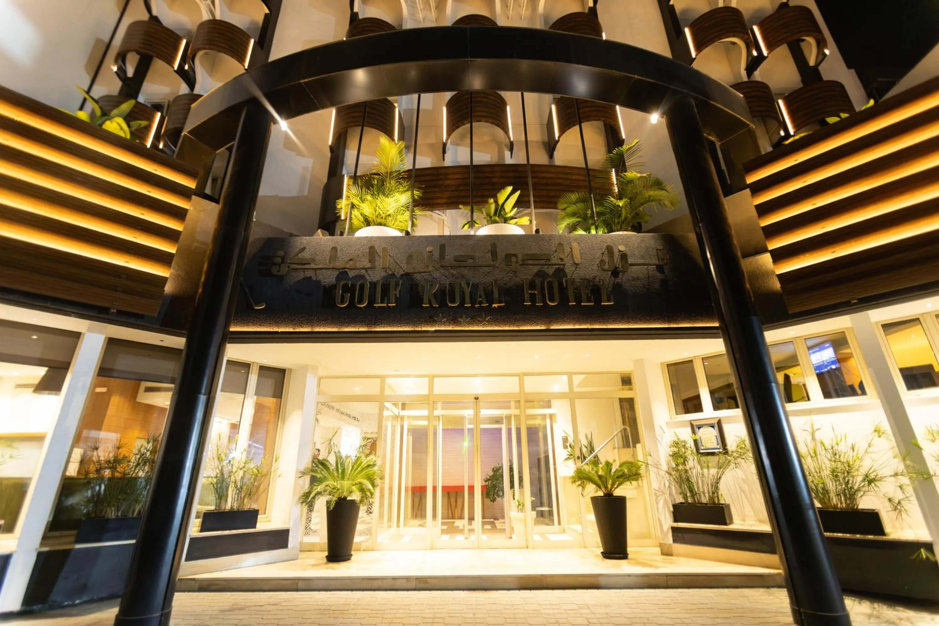 Property building in Golf Royal Hotel