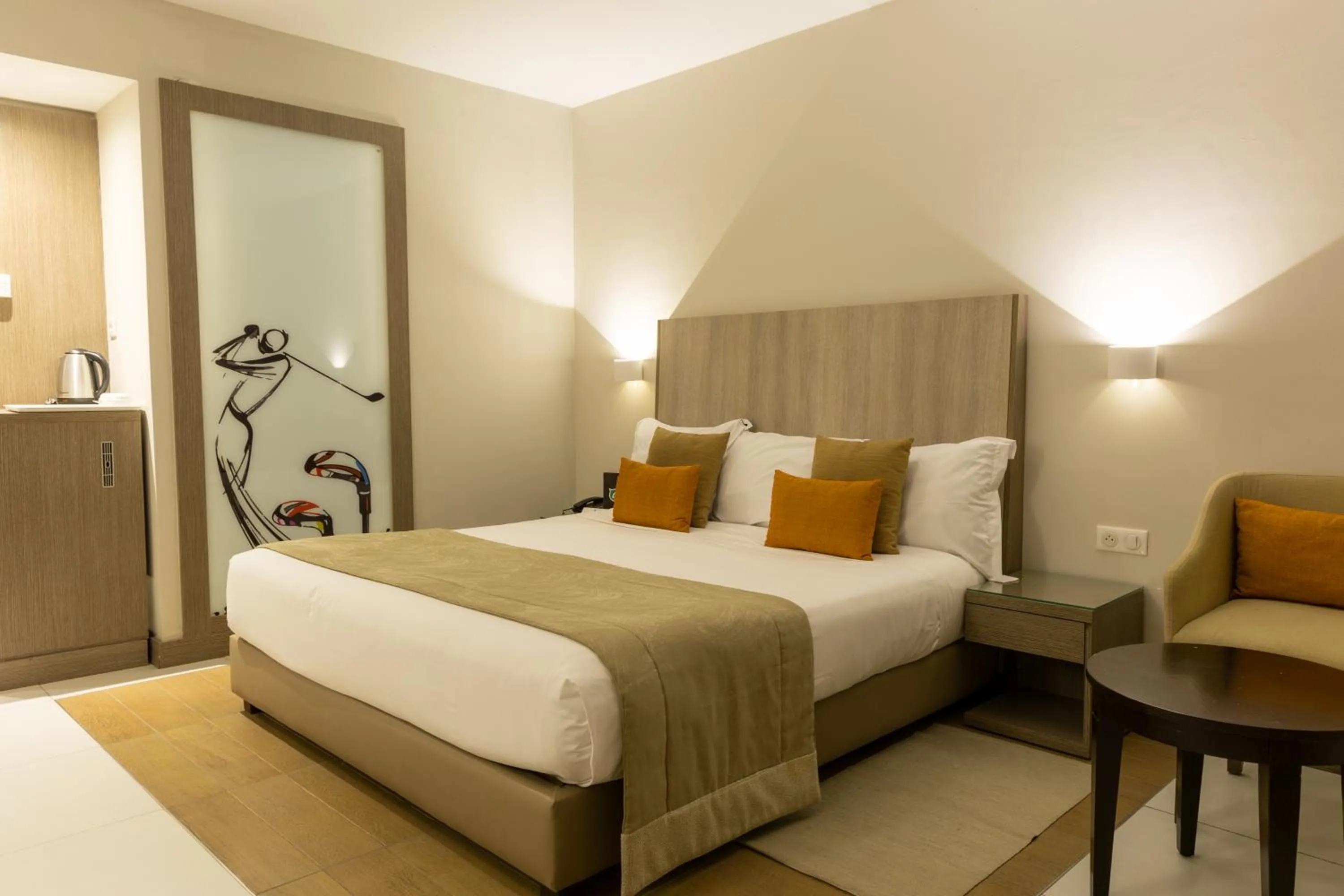 Bed in Golf Royal Hotel