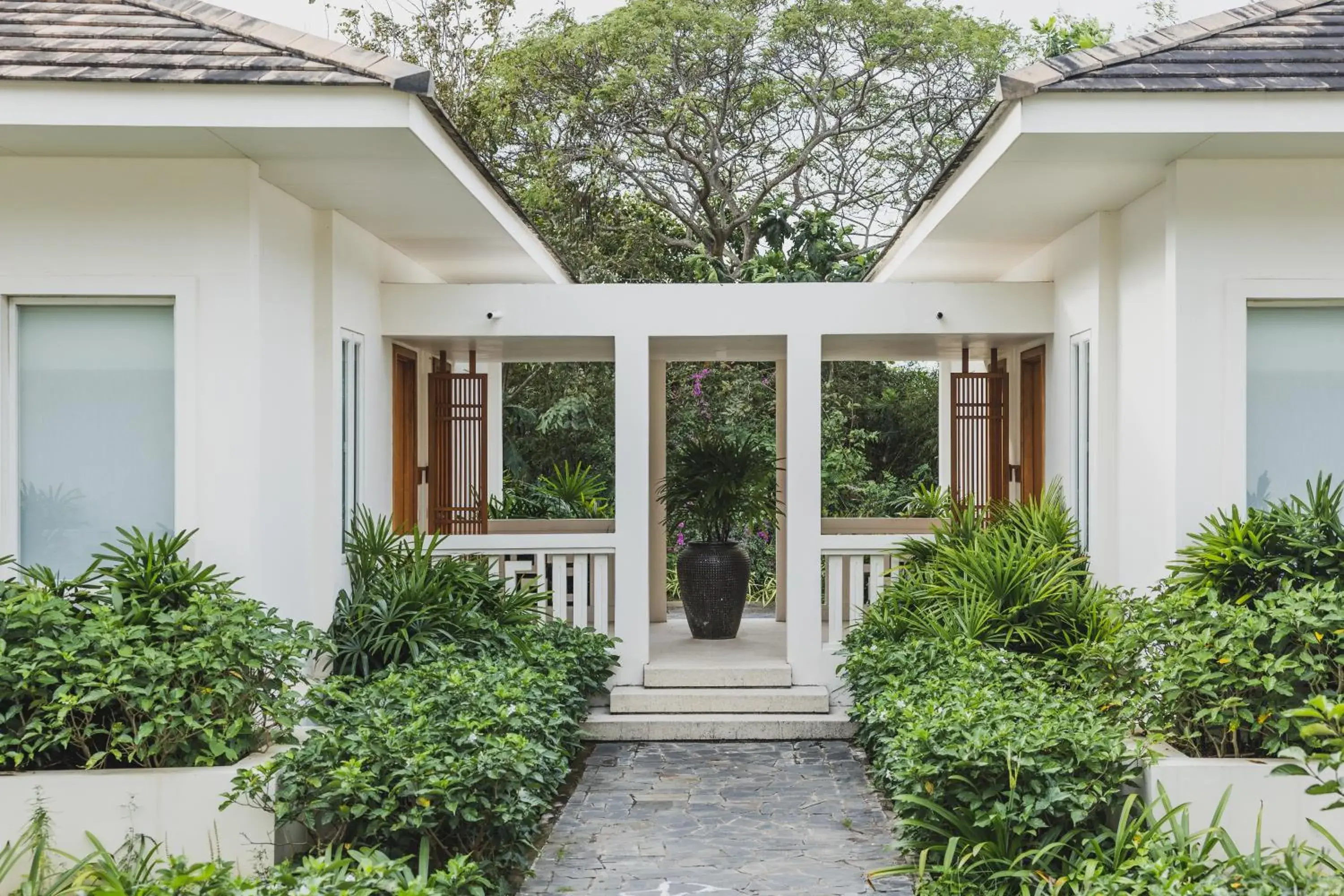 Property building in Azerai Ke Ga Bay Property building in Azerai Ke Ga Bay