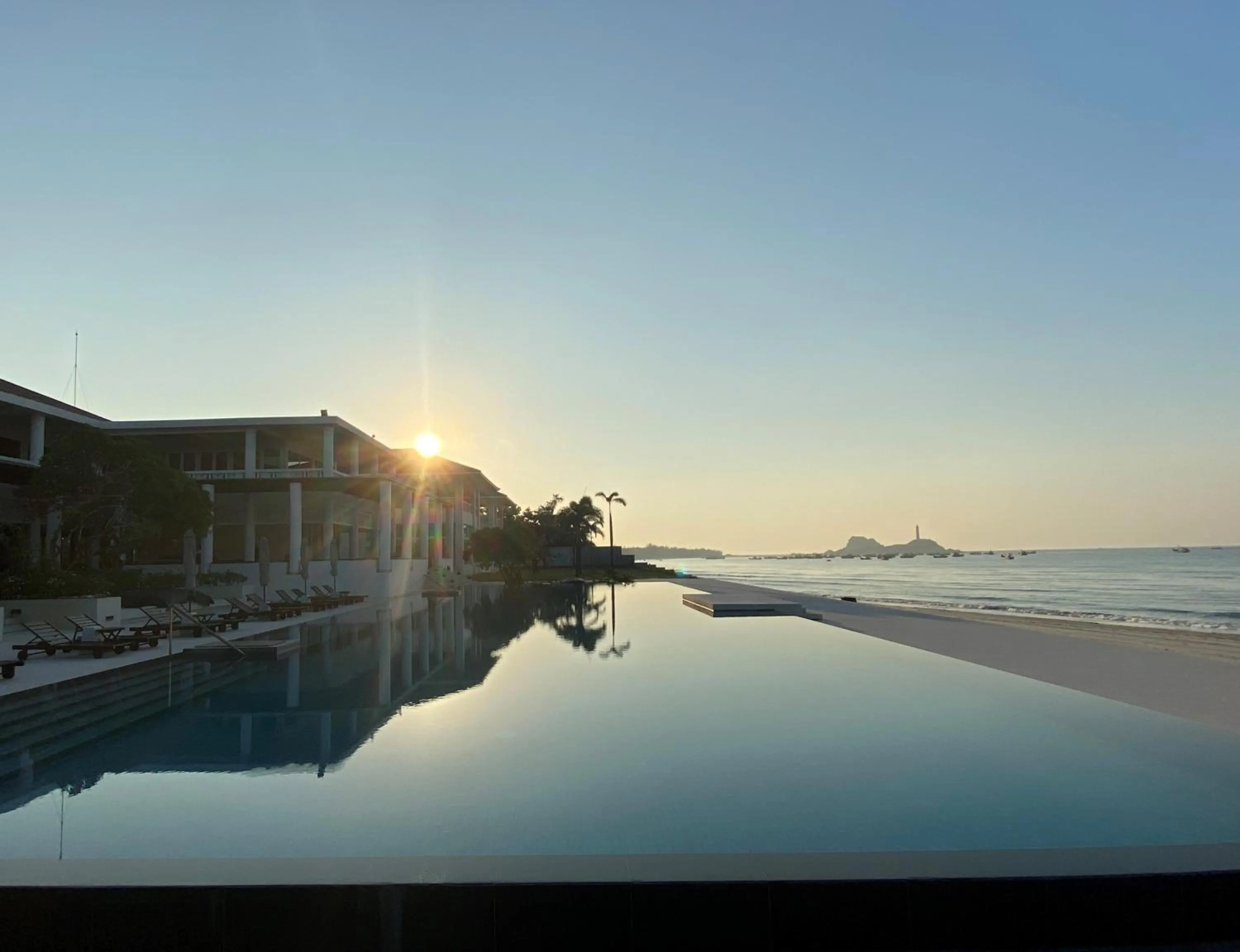 Swimming pool in Azerai Ke Ga Bay