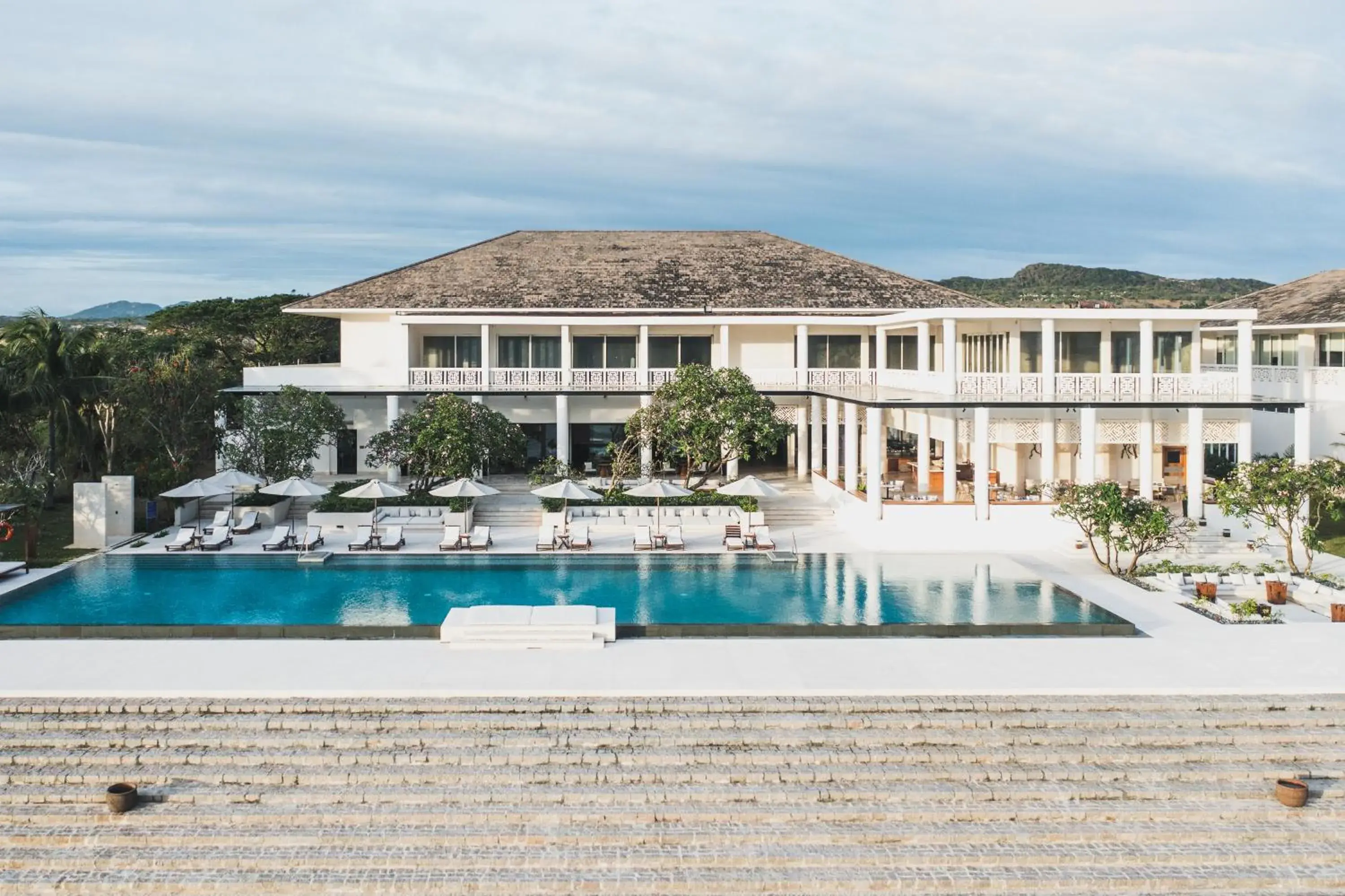 Property building in Azerai Ke Ga Bay Property building in Azerai Ke Ga Bay