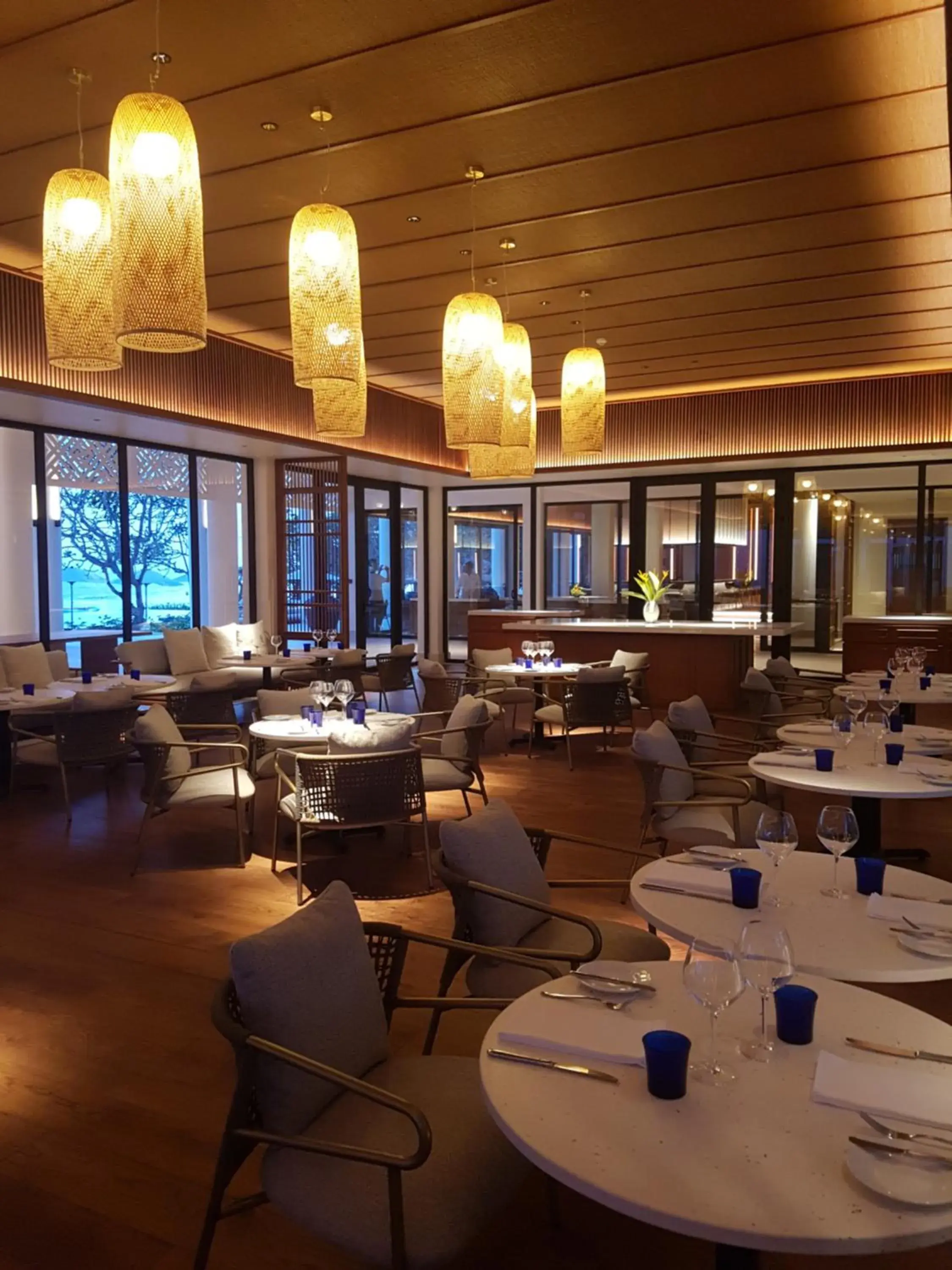 Restaurant/places to eat in Azerai Ke Ga Bay Restaurant/places to eat in Azerai Ke Ga Bay