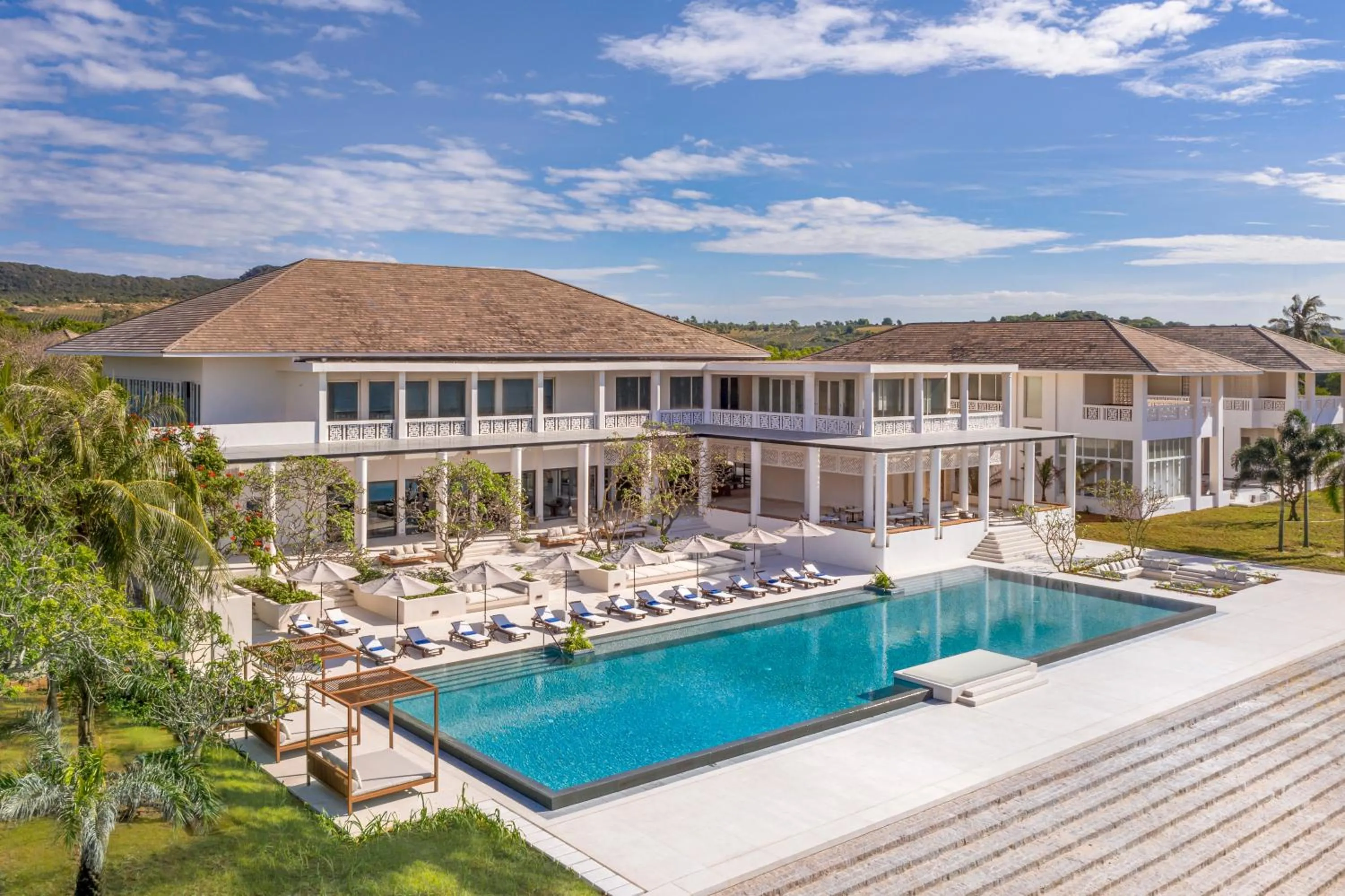 Swimming pool in Azerai Ke Ga Bay