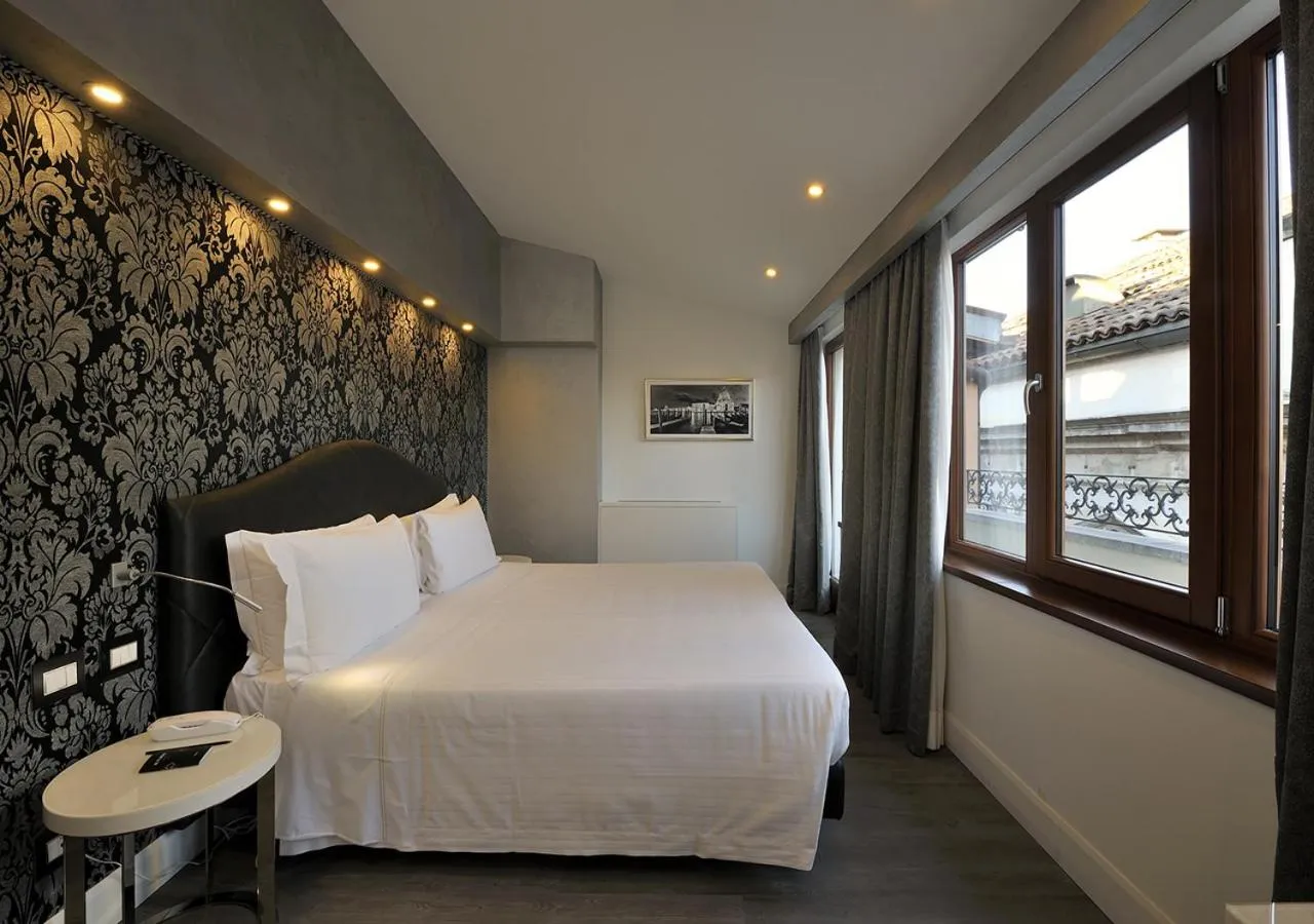 Bedroom, Bed in Al Theatro Palace